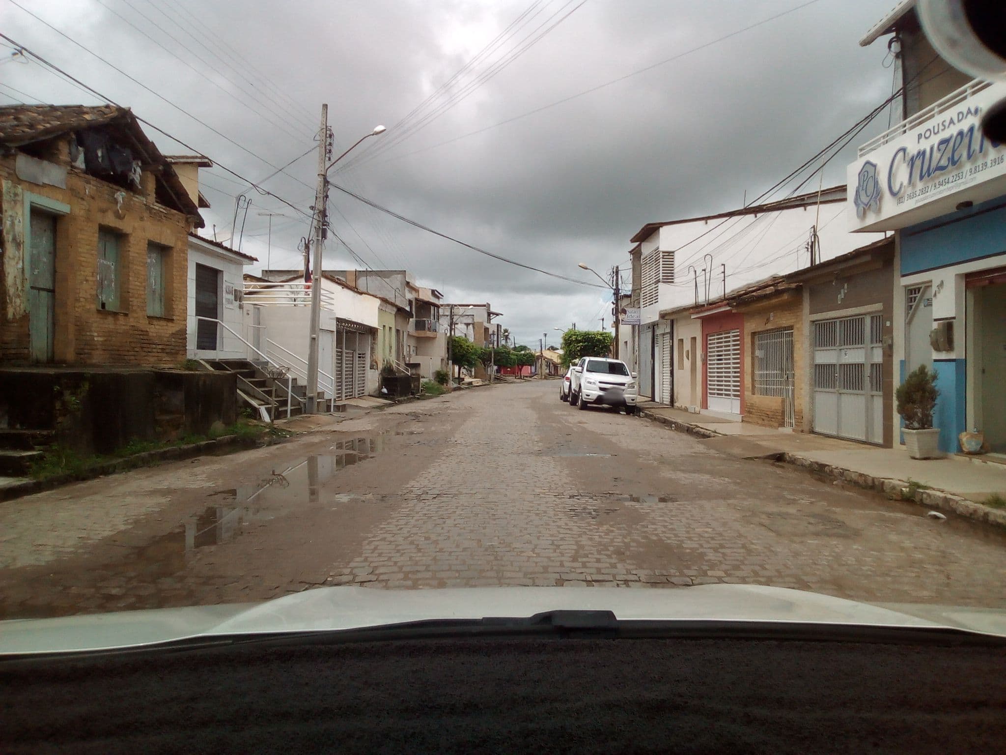 Street view near Pousada Cruzeiro, Itambé — © fredporto (CC BY-SA · Mapillary)