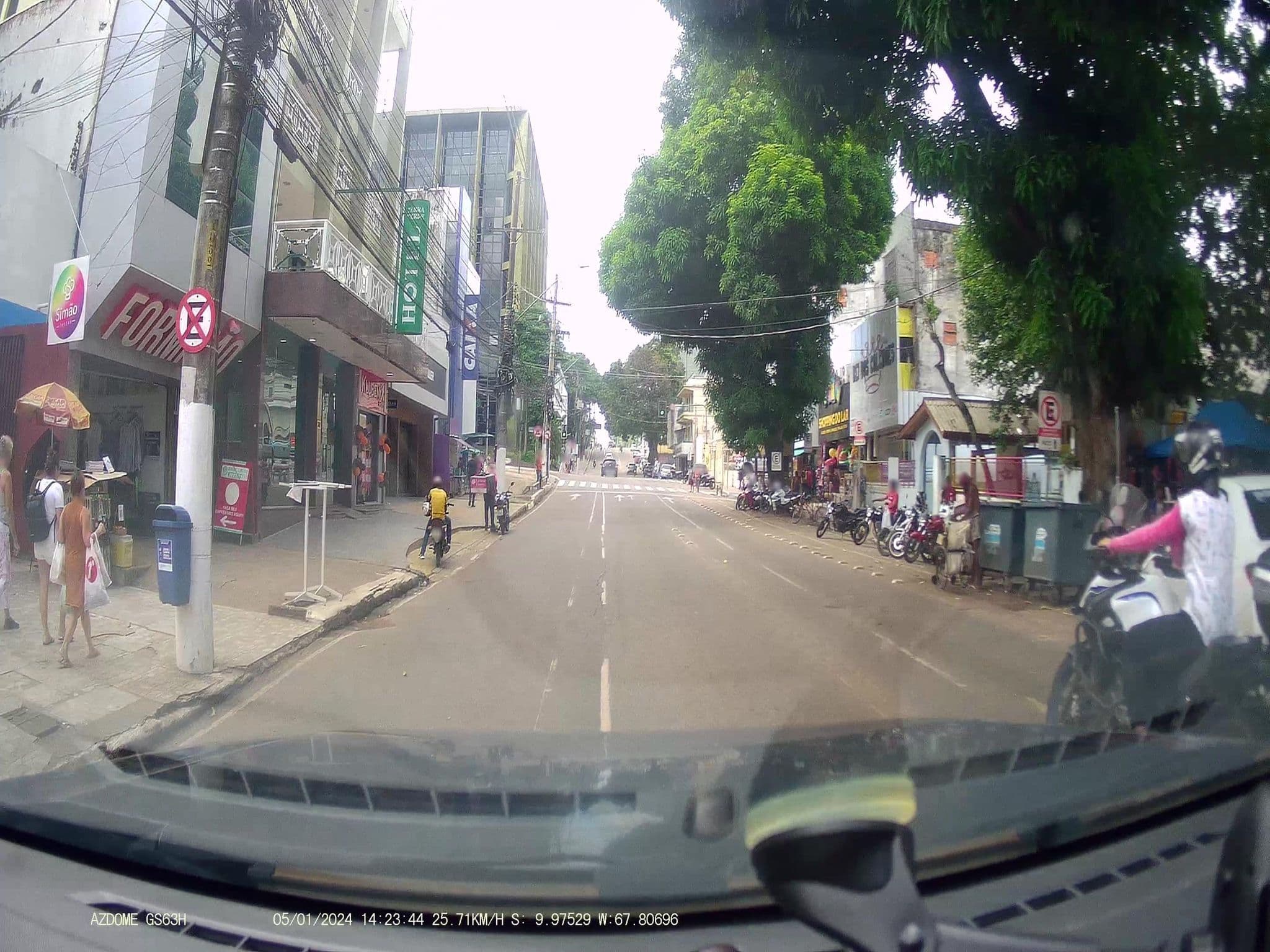 Street view near Terra Verde Hotel, Rio Branco — © jaderbavaresco (CC BY-SA · Mapillary)