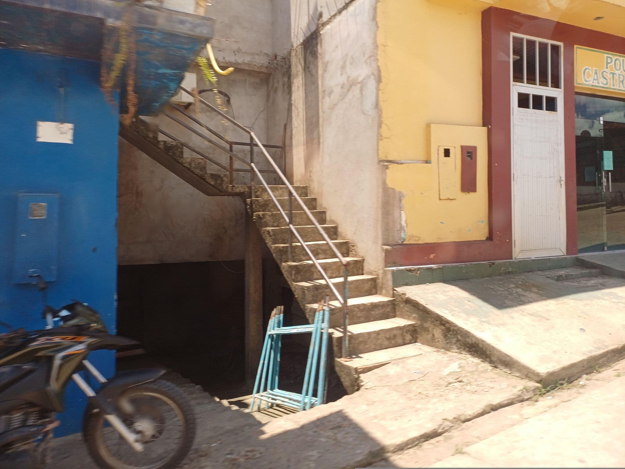 Street view near Hotel Castro Alves, Atalaia do Norte — © matheus092 (CC BY-SA · Mapillary)