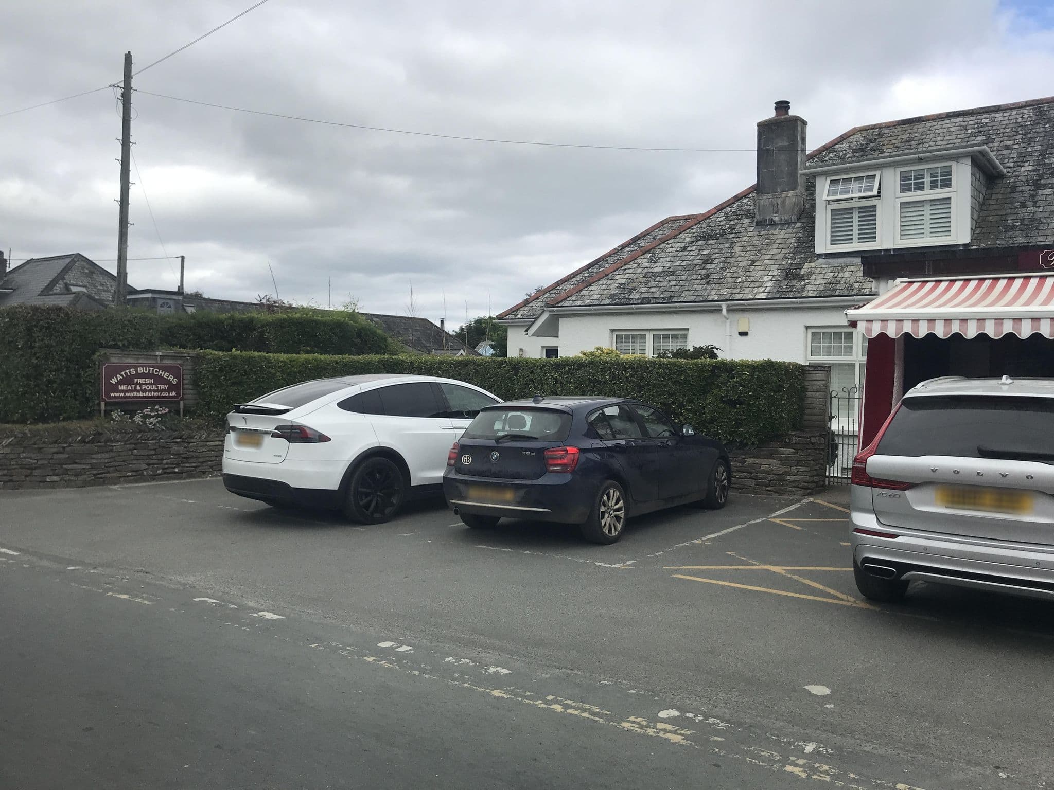 Street view near CRW Luxury Holidays Cottages Rock Padstow North Cornwall UK, Rock — © miguel_andrade (CC BY-SA · Mapillary)
