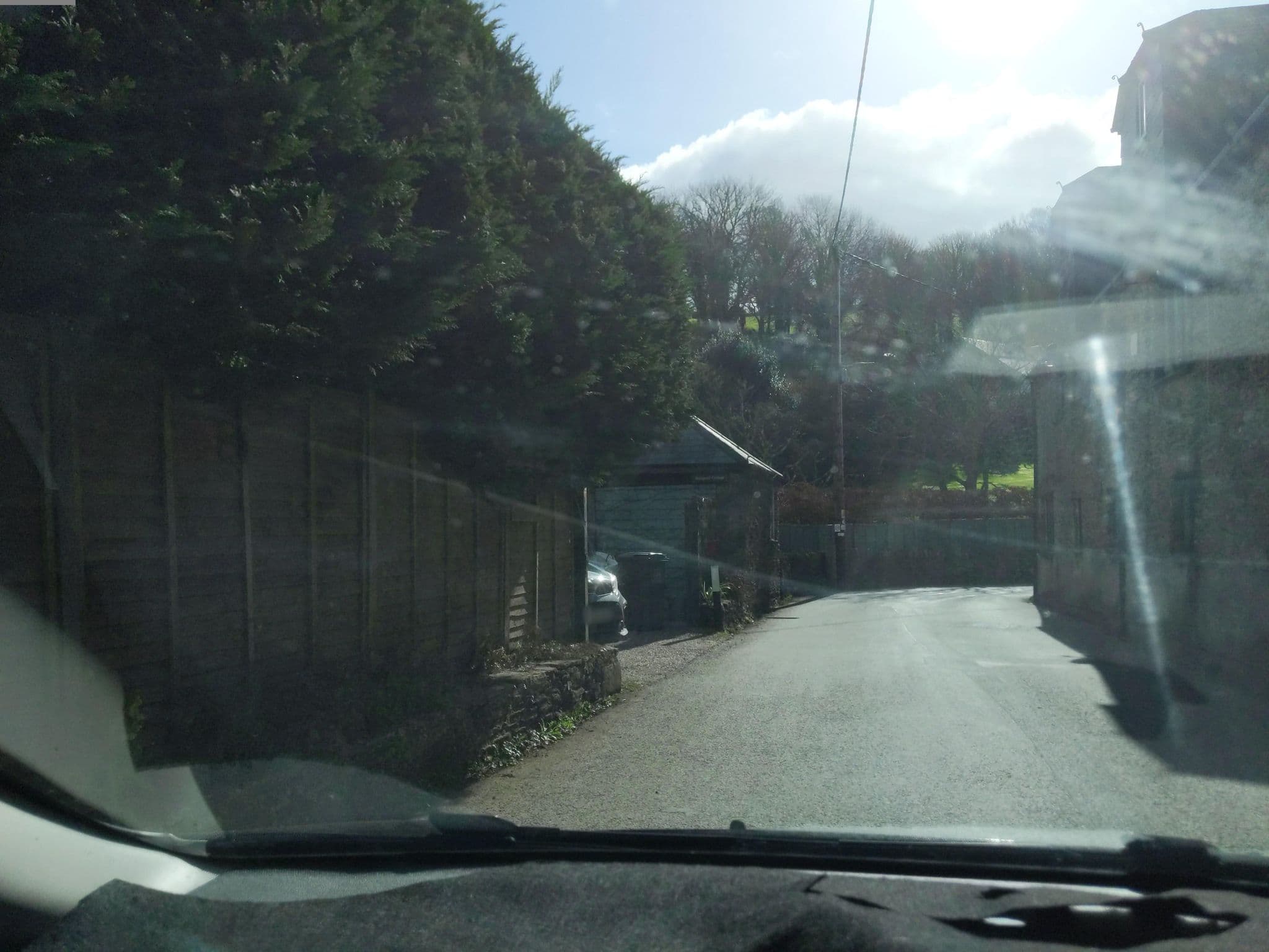 Street view near Gillyweed, Newton Ferrers — © WaggyDog (CC BY-SA · Mapillary)