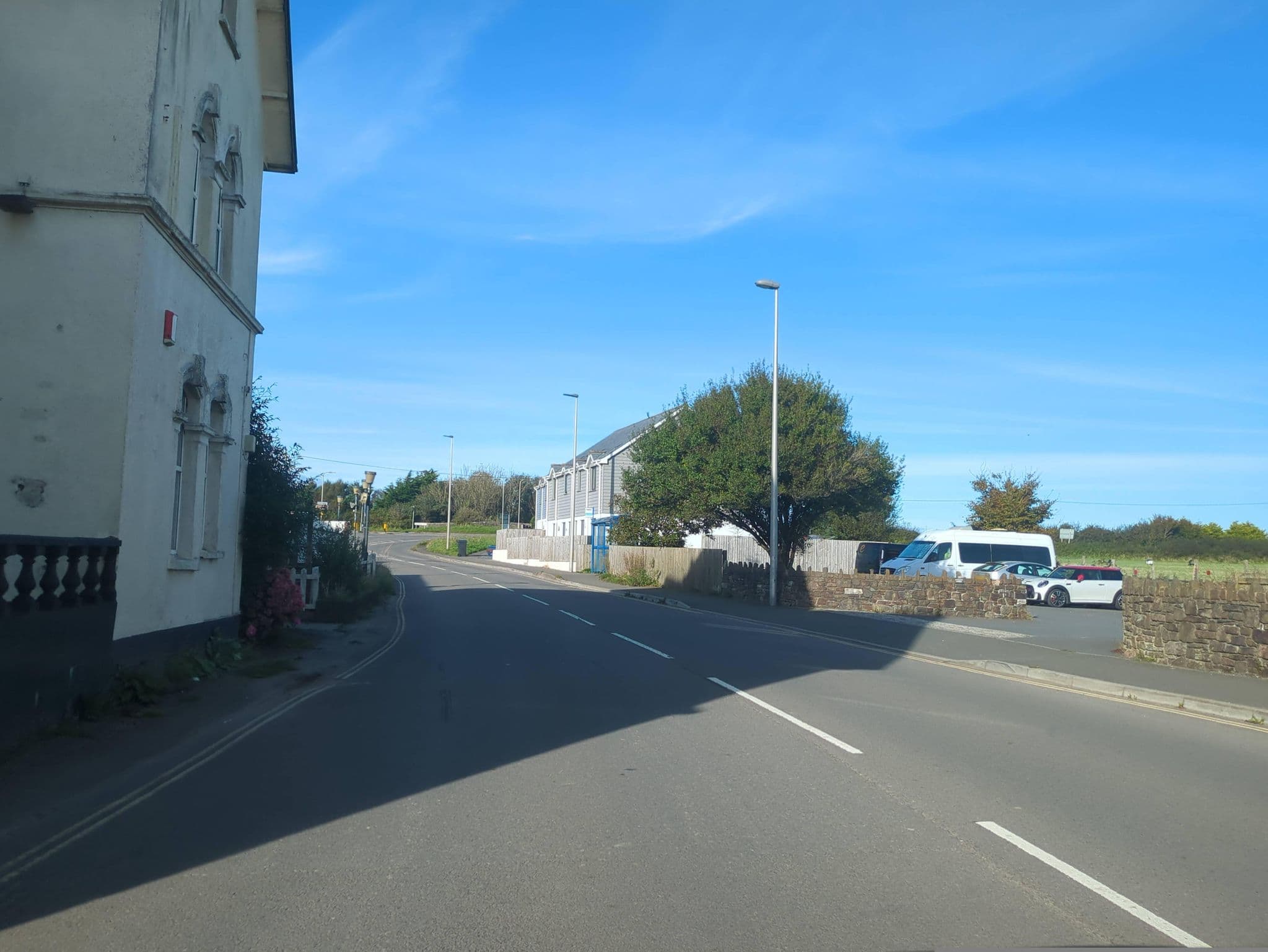 Street view near Fortescue Arms, Ilfracombe — © swinetown (CC BY-SA · Mapillary)