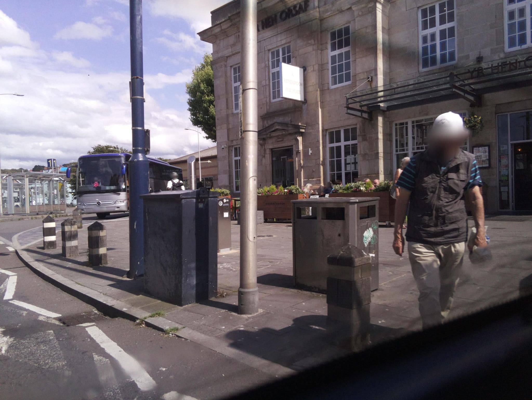 Street view near Sunnymead Bed & Breakfast, Aberystwyth — © southglos (CC BY-SA · Mapillary)