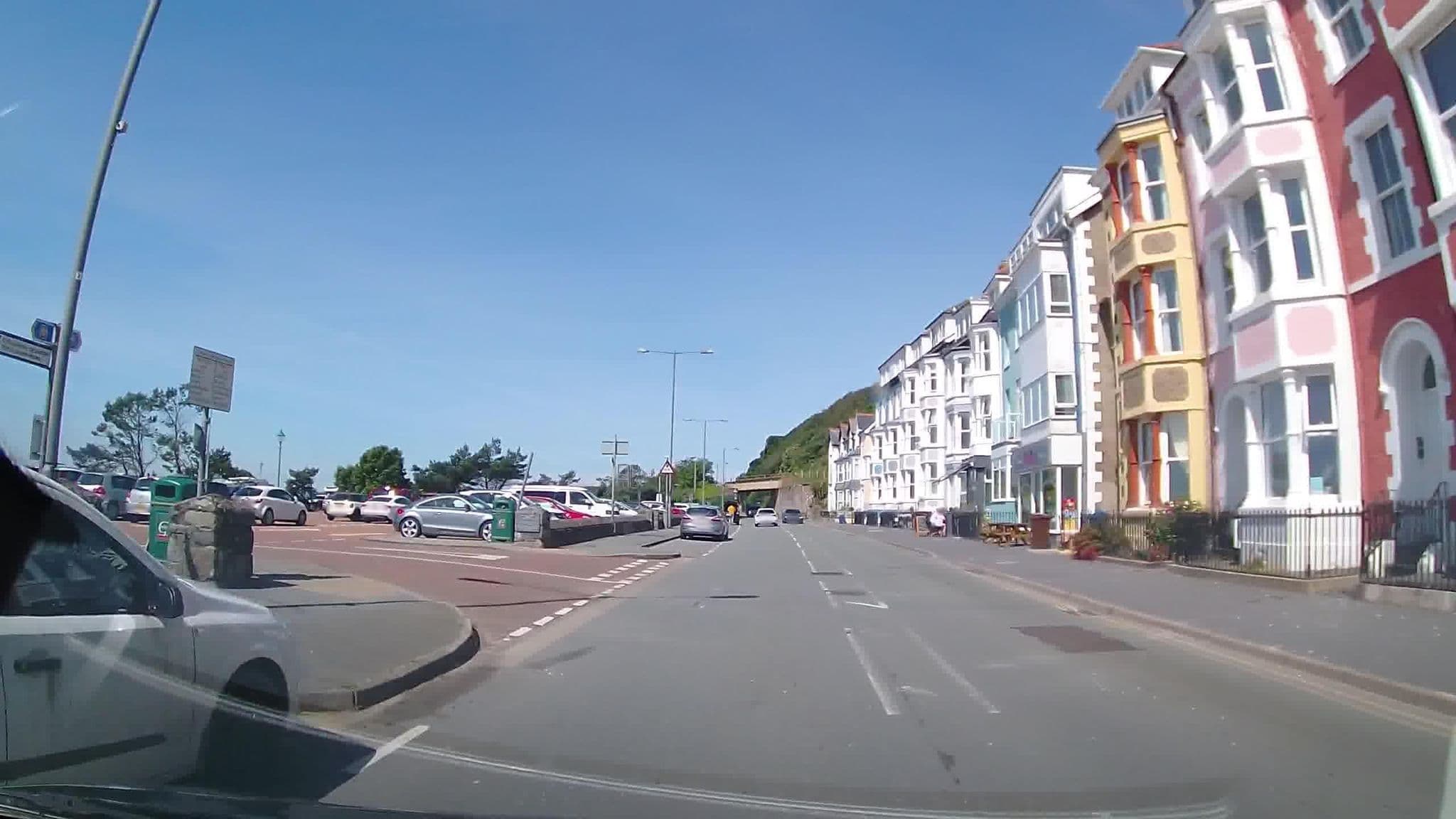Street view near Bodfor Hotel, Tywyn — © trigpoint (CC BY-SA · Mapillary)