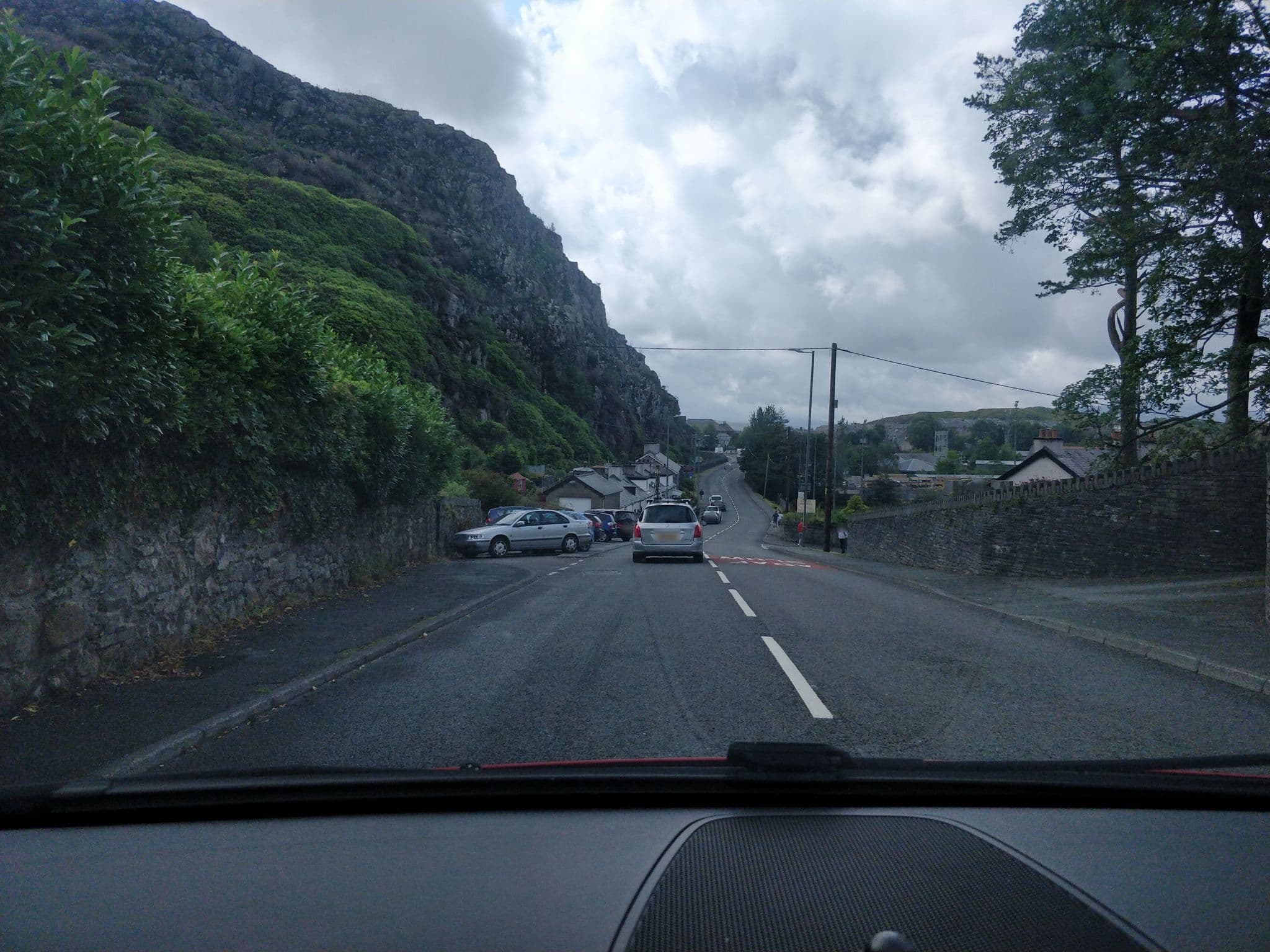 Street view near Patricia Haveron, Blaenau-Ffestiniog — © davidsong (CC BY-SA · Mapillary)
