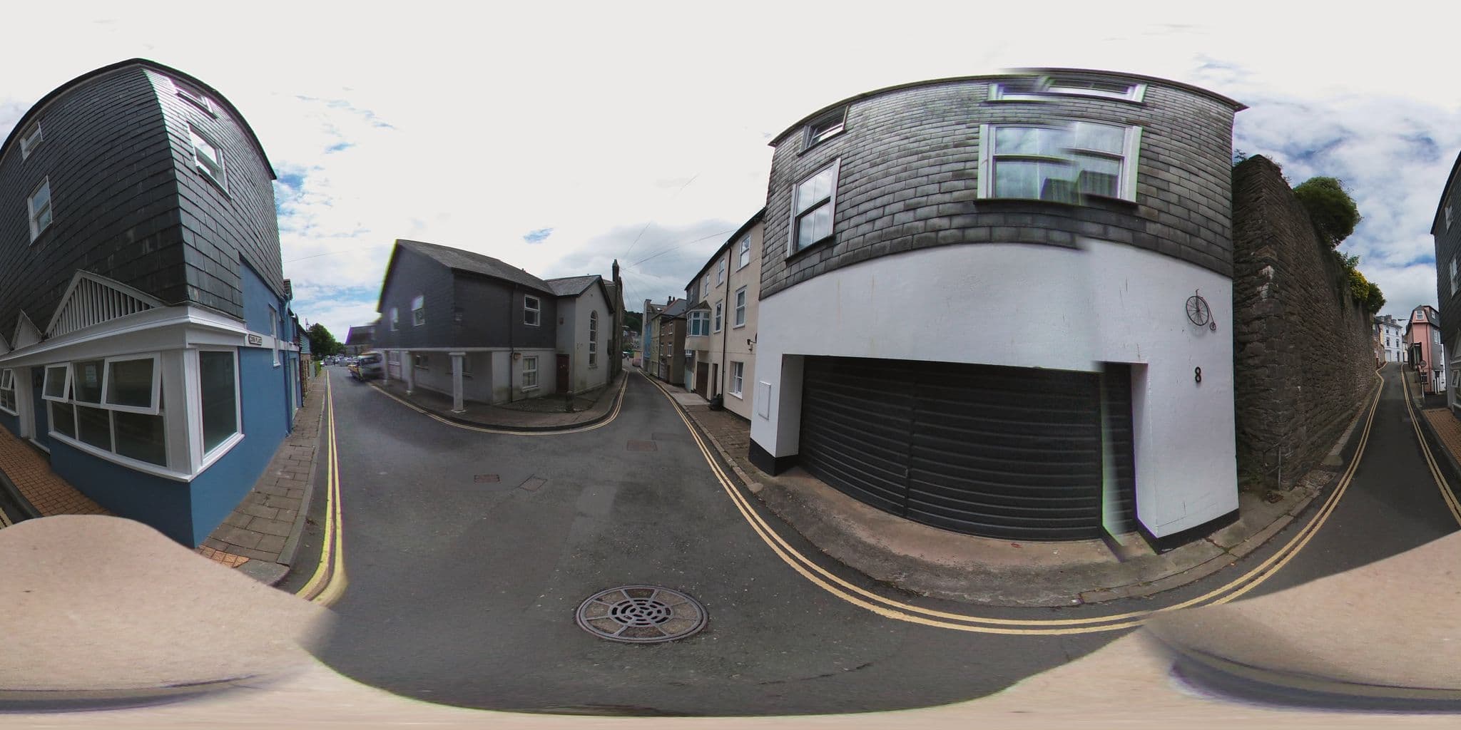 Street view near Courtyard House, Dartmouth — © southglos (CC BY-SA · Mapillary)