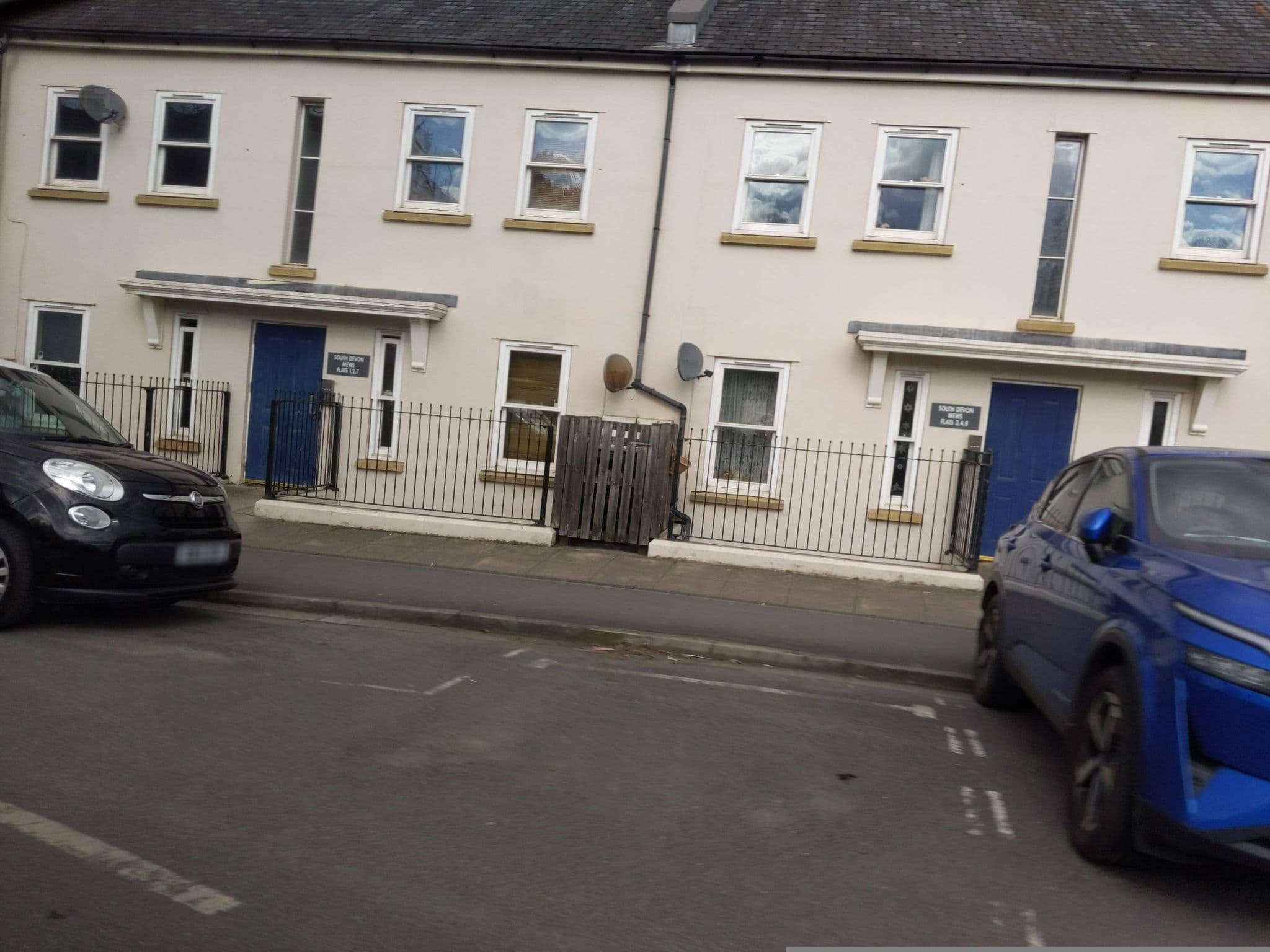 Street view near Best Western Queens Hotel, Newton Abbot — © WaggyDog (CC BY-SA · Mapillary)