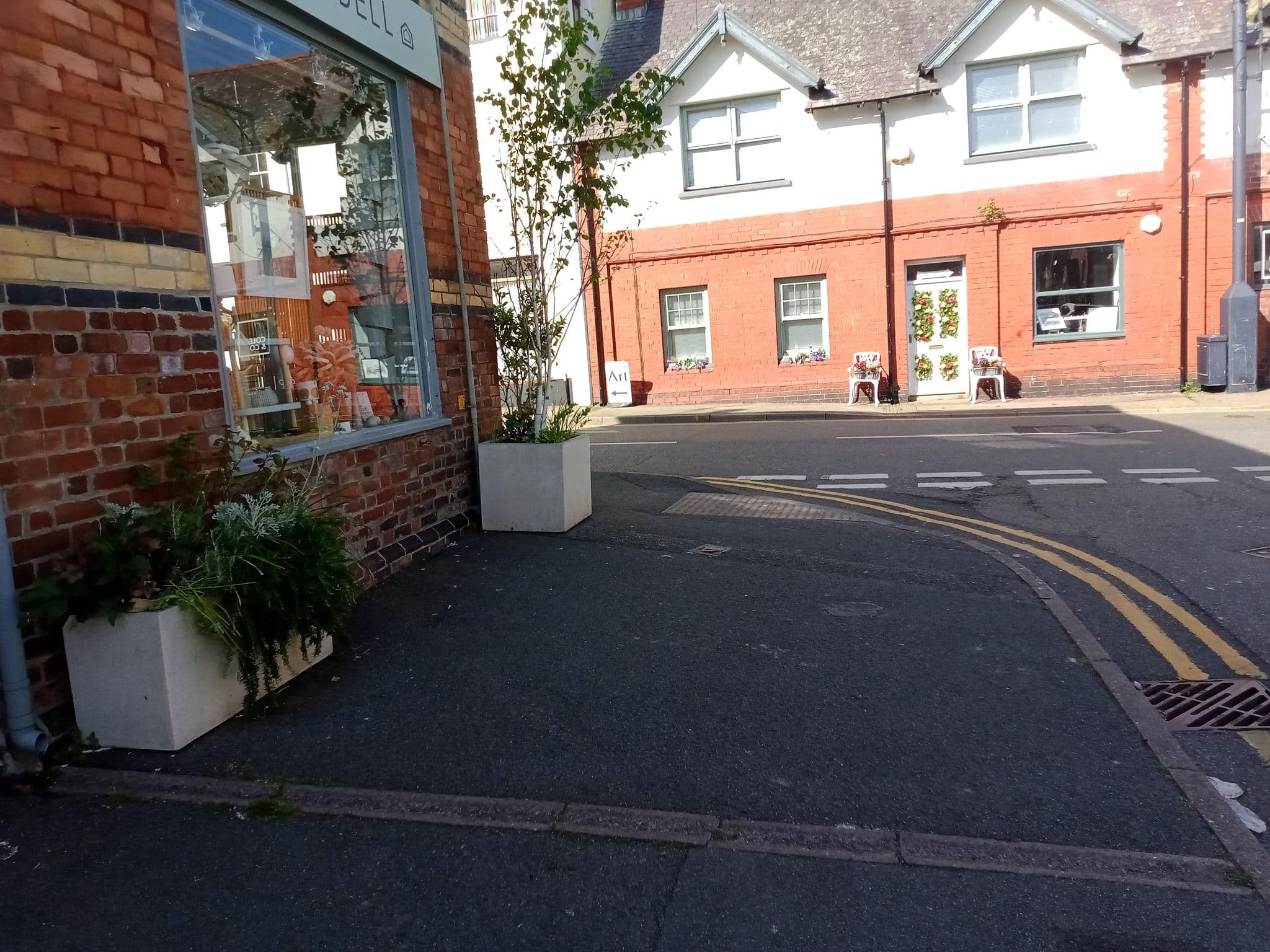 Street view near Churchbank B&B, Beaumaris — © annekaro (CC BY-SA · Mapillary)