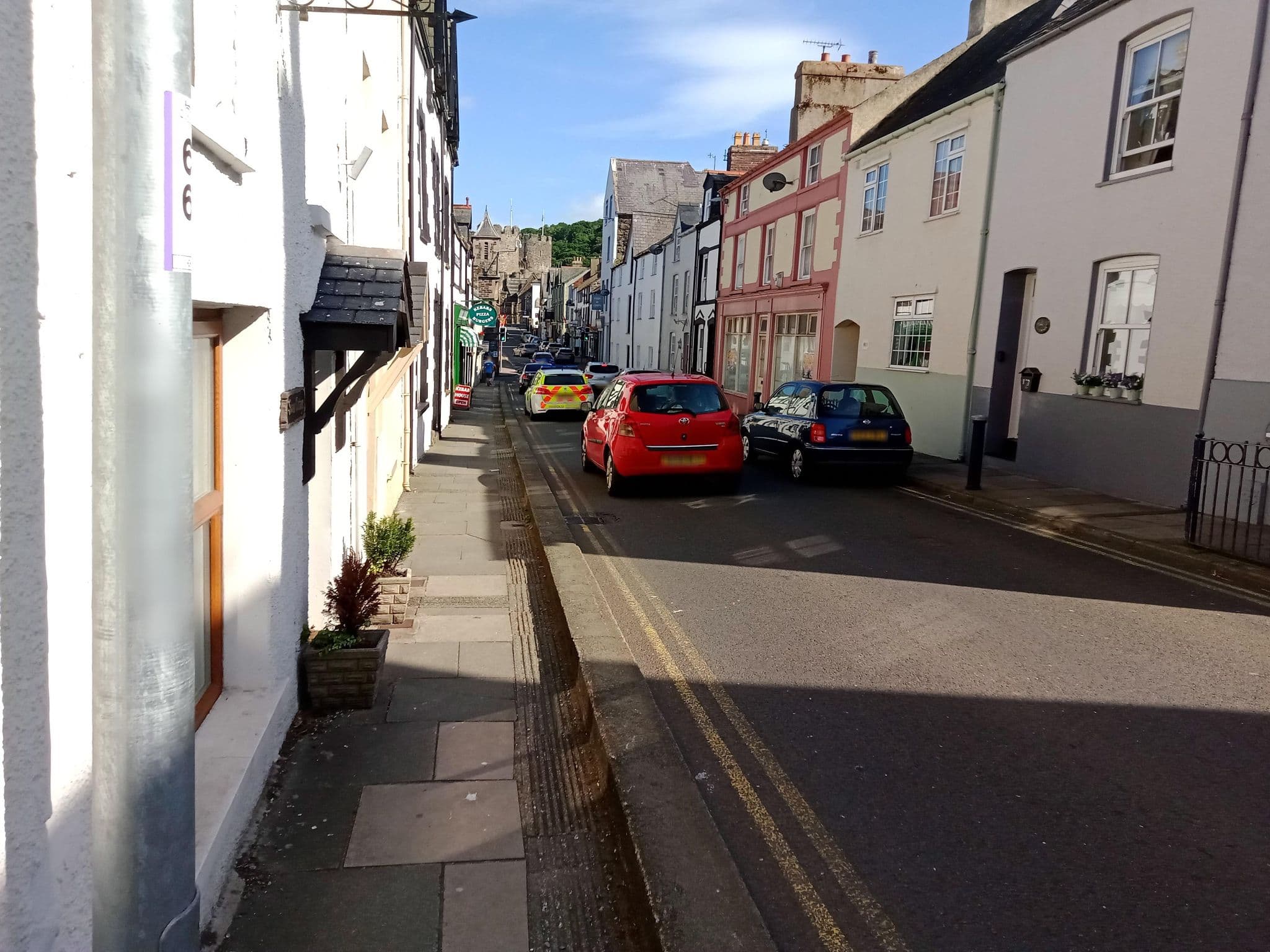 Street view near Chandlers Cottage holiday cottage, Conwy — © annekaro (CC BY-SA · Mapillary)