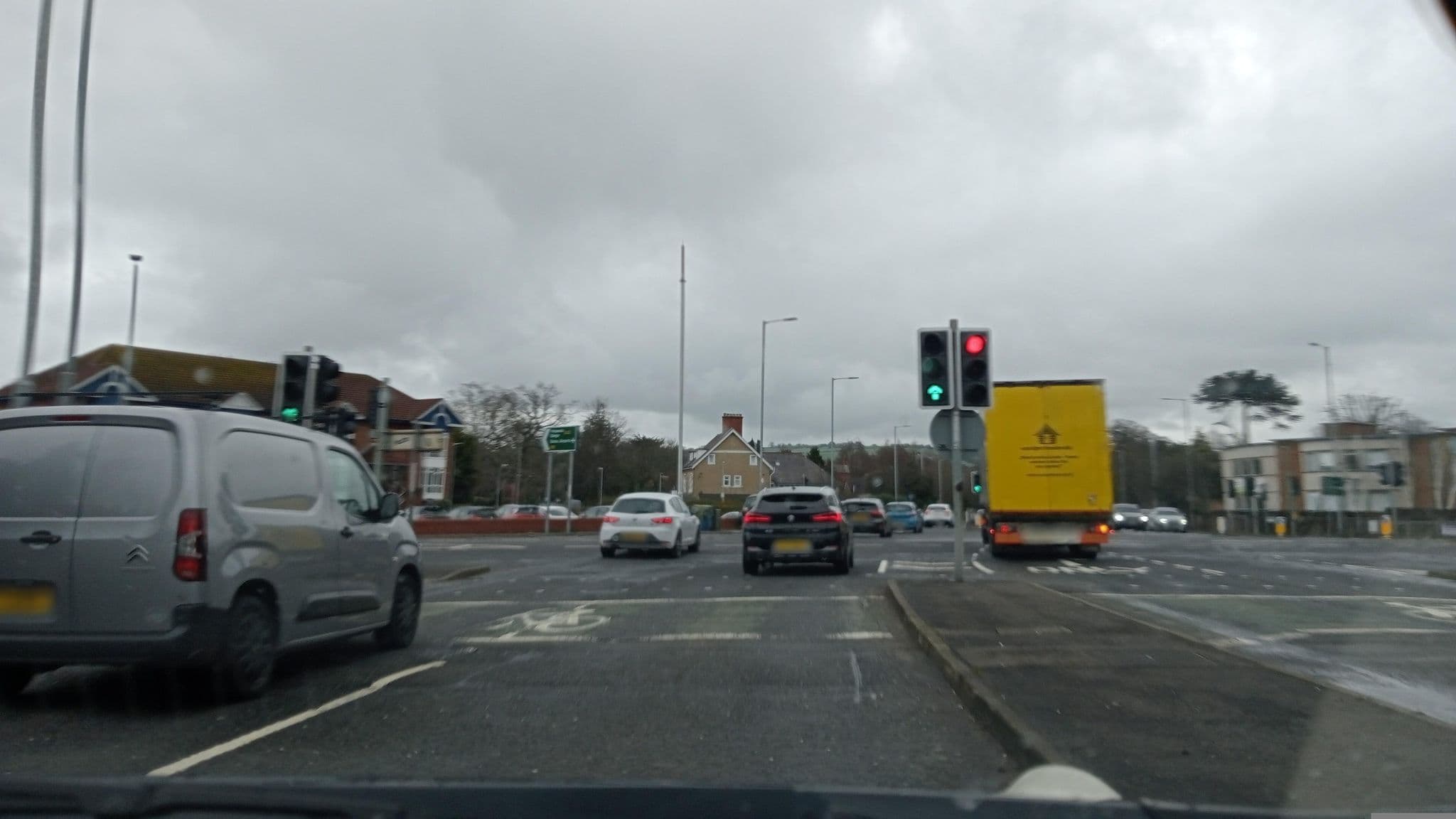 Street view near Beddown, Castlereagh — © gingercatni (CC BY-SA · Mapillary)