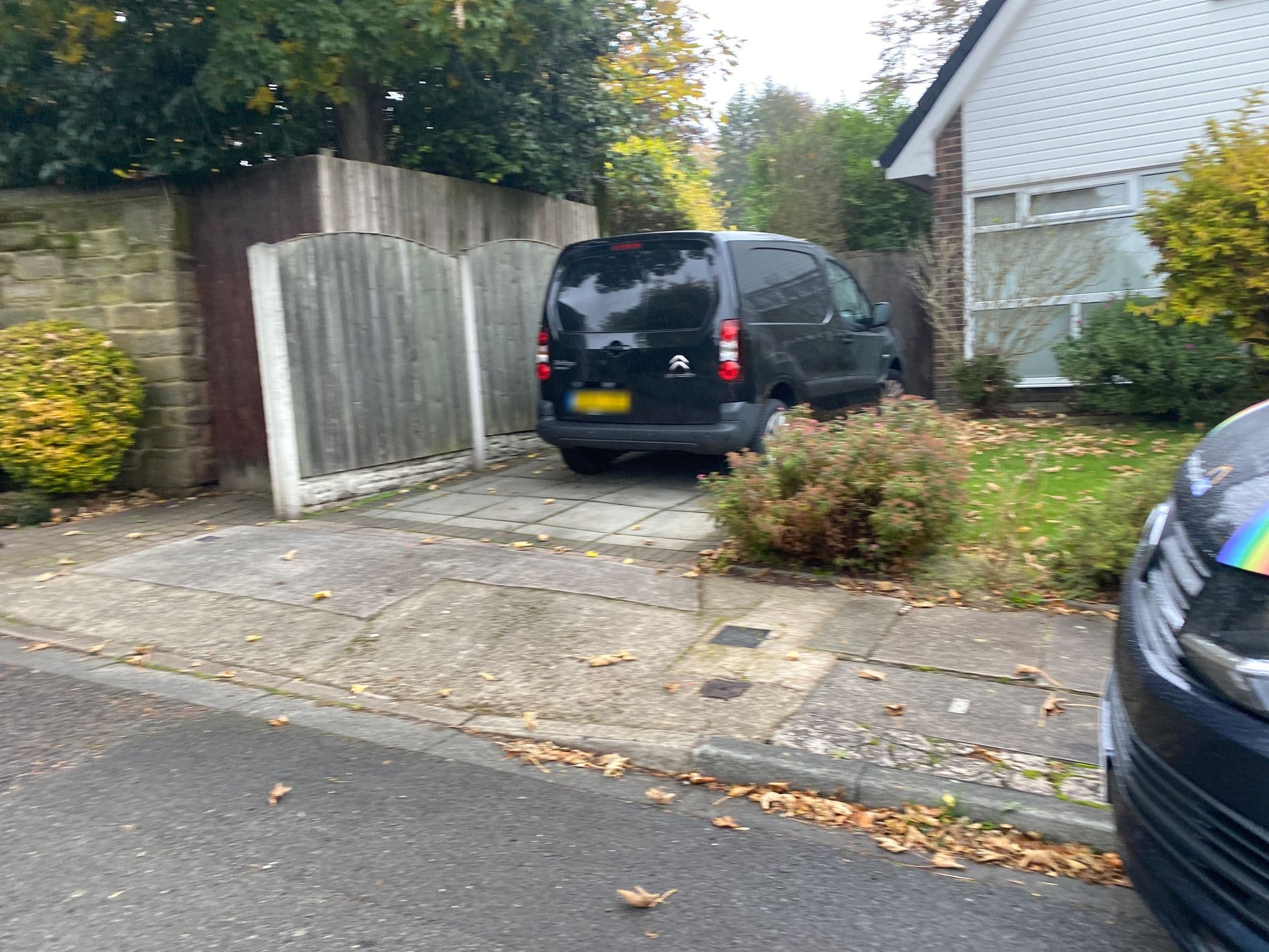 Street view near Newstead Woods - Apartments, Woolton — © simonrandles (CC BY-SA · Mapillary)
