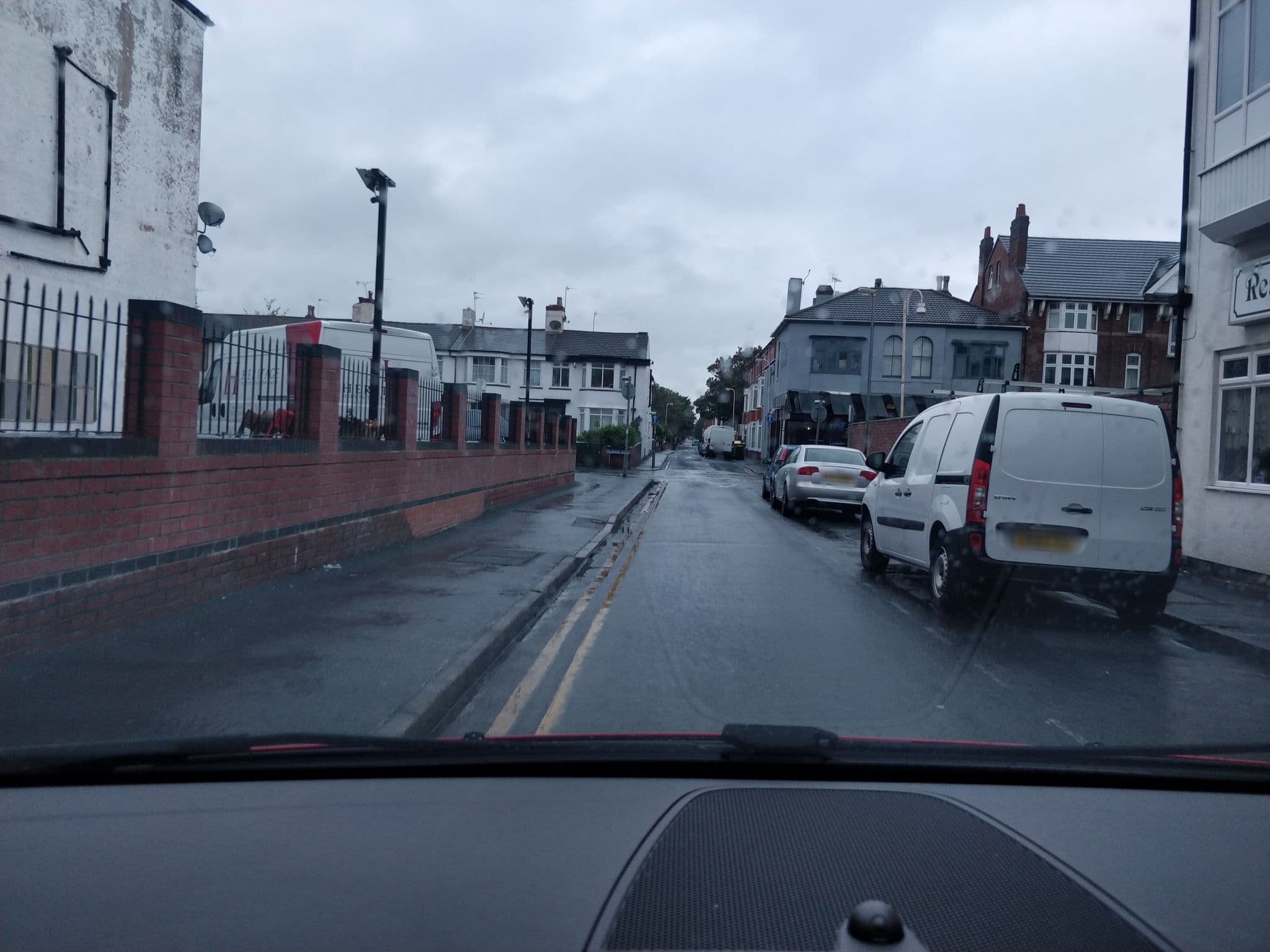 Street view near Seabank Hotel, Southport — © davidsong (CC BY-SA · Mapillary)