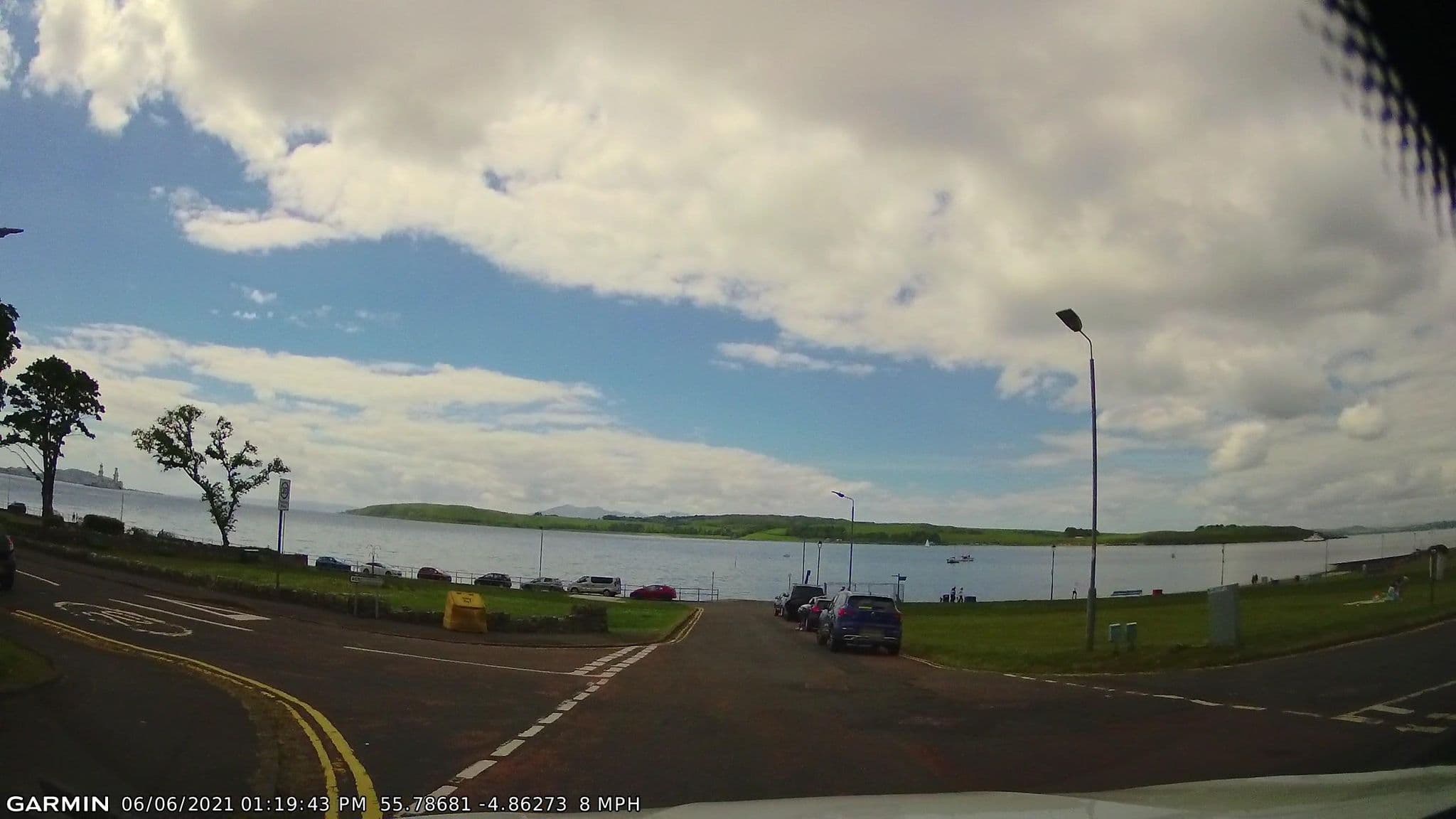 Street view near The Moorings Hotel, Largs — © gmc (CC BY-SA · Mapillary)