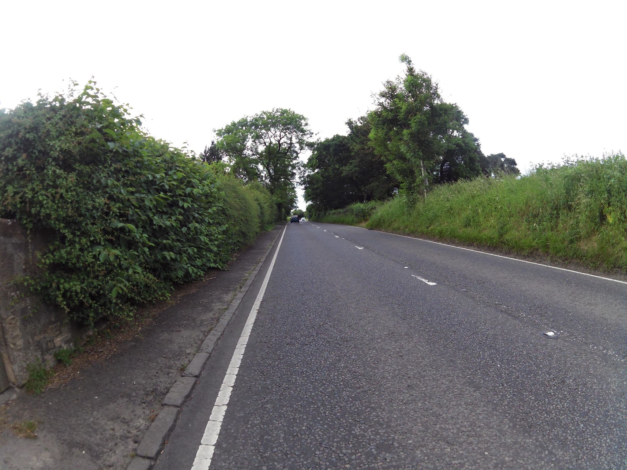 Street view near Bomainns Farm, Linlithgow — © smsm1 (CC BY-SA · Mapillary)