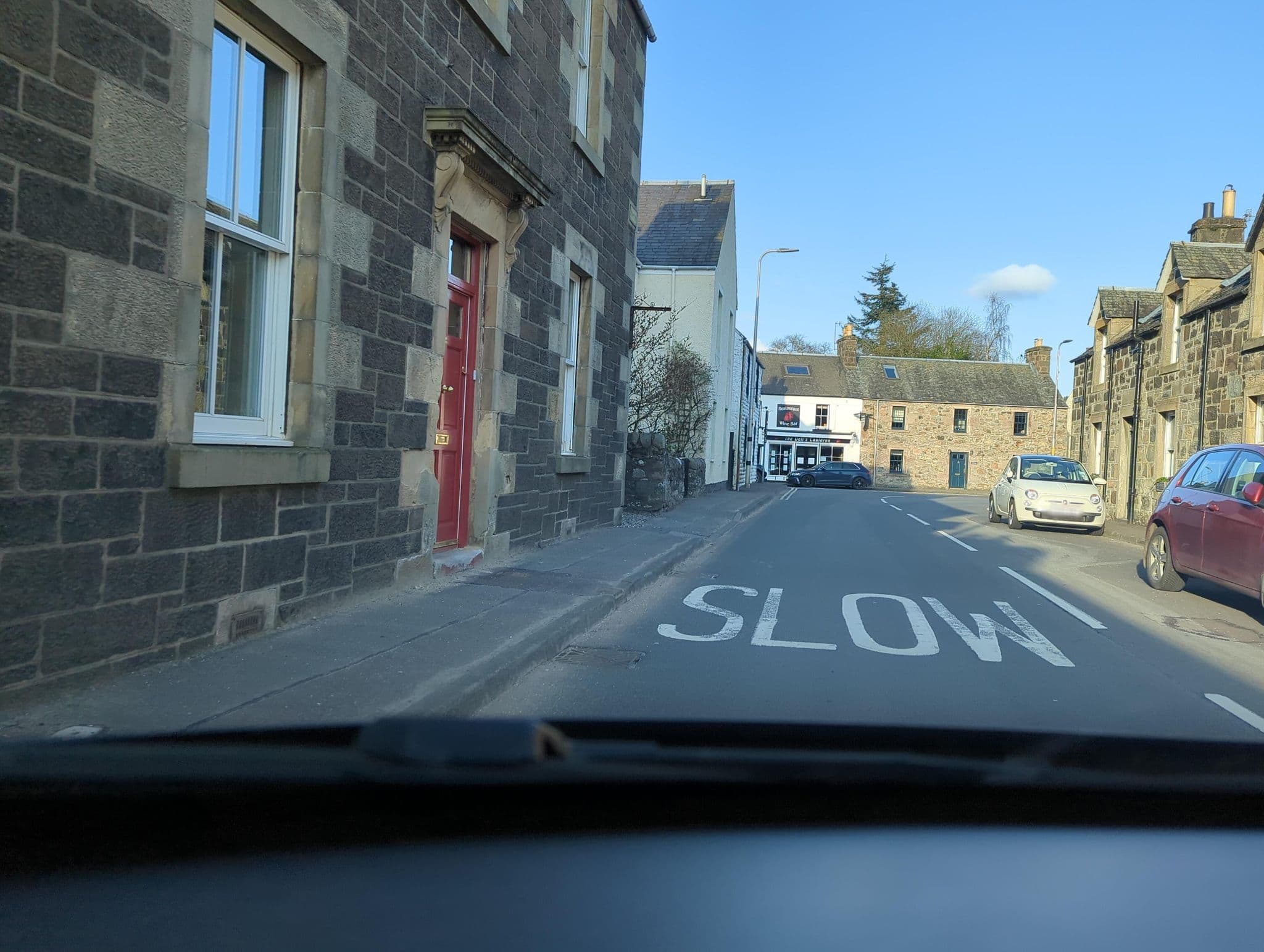 Street view near Town House, Comrie — © moohan (CC BY-SA · Mapillary)