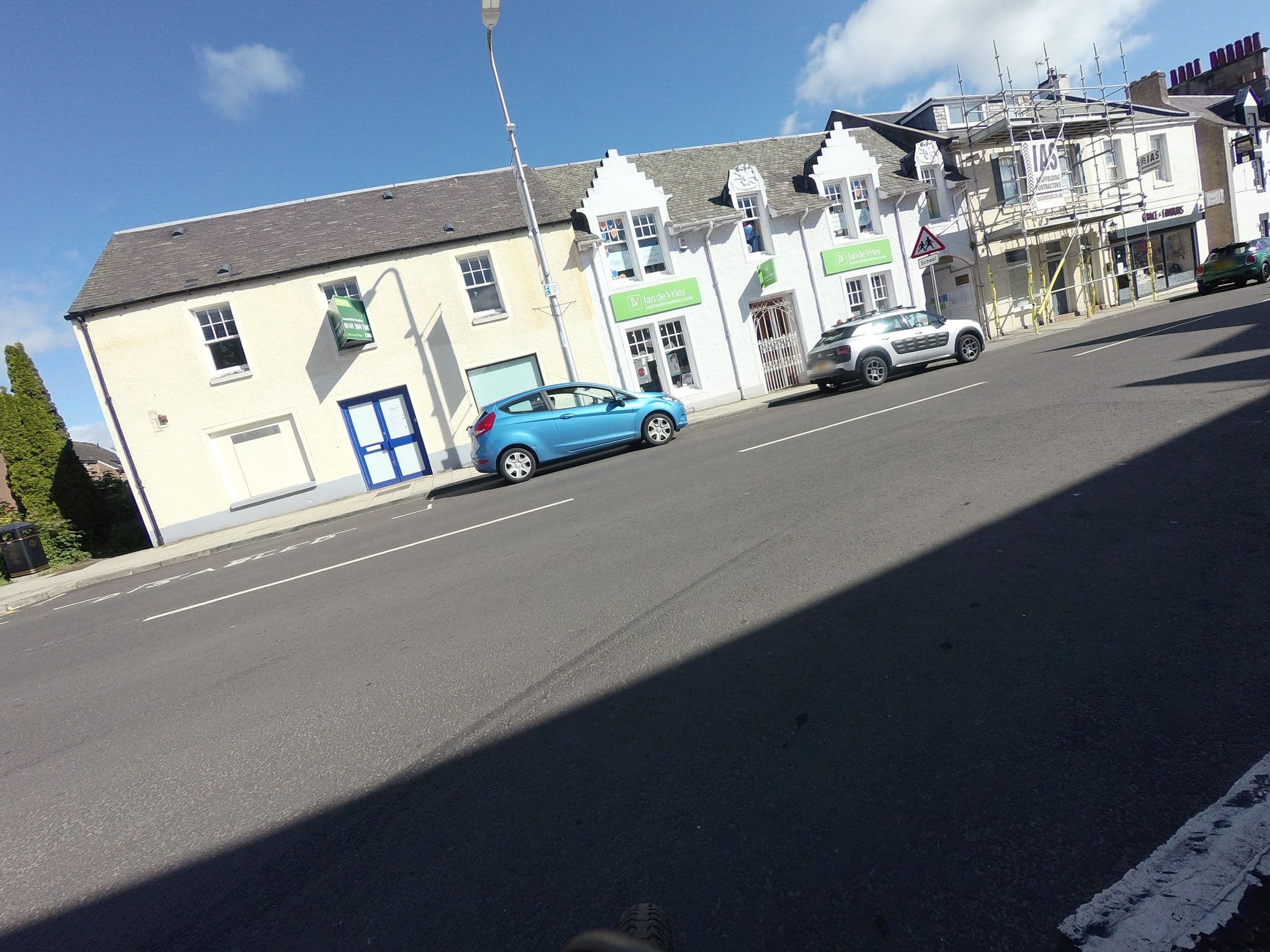 Street view near The Parsonage, Auchterarder — © hobgoblin (CC BY-SA · Mapillary)