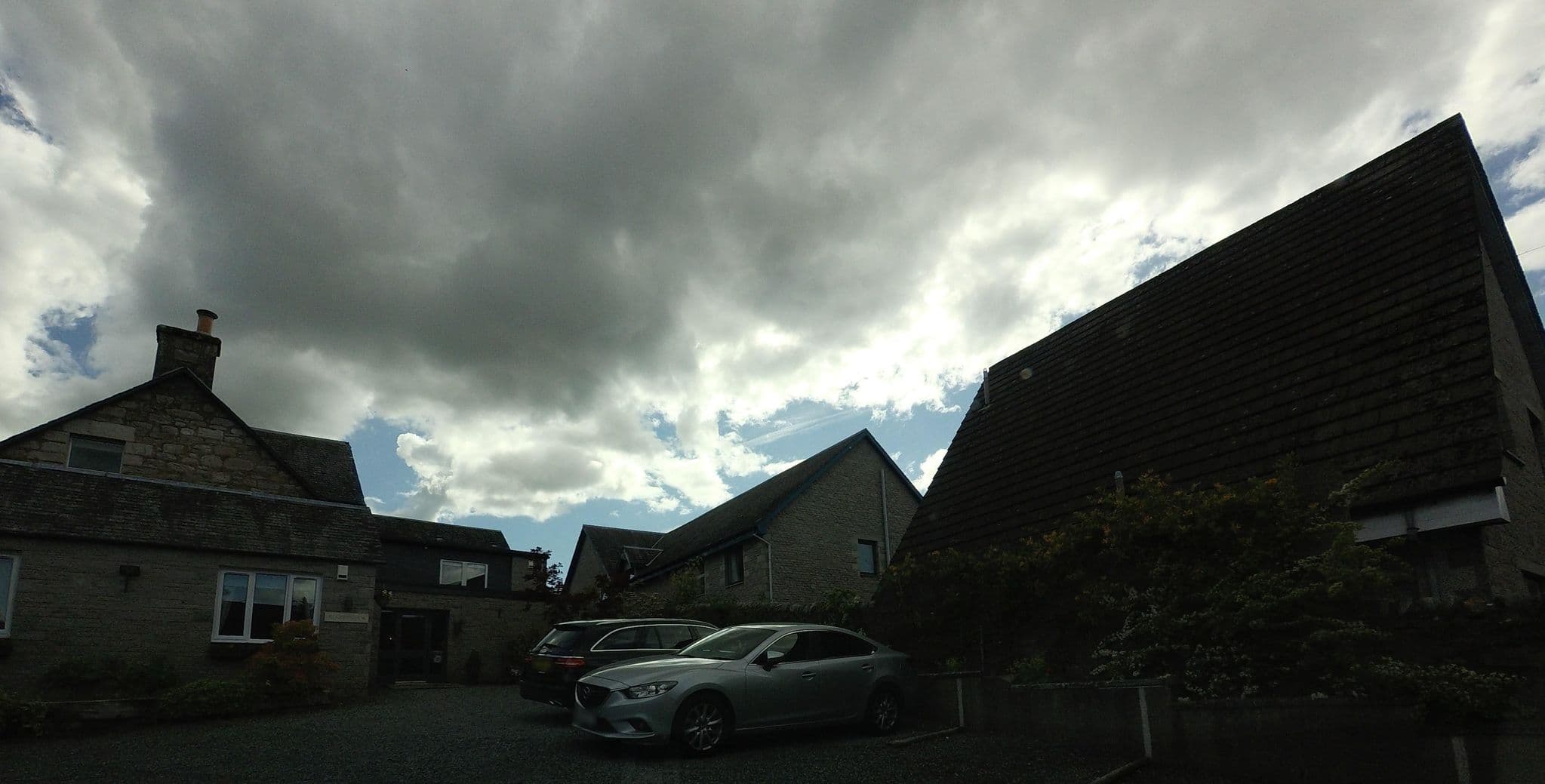 Street view near Beinn Bhracaigh, Pitlochry — © hobgoblin (CC BY-SA · Mapillary)