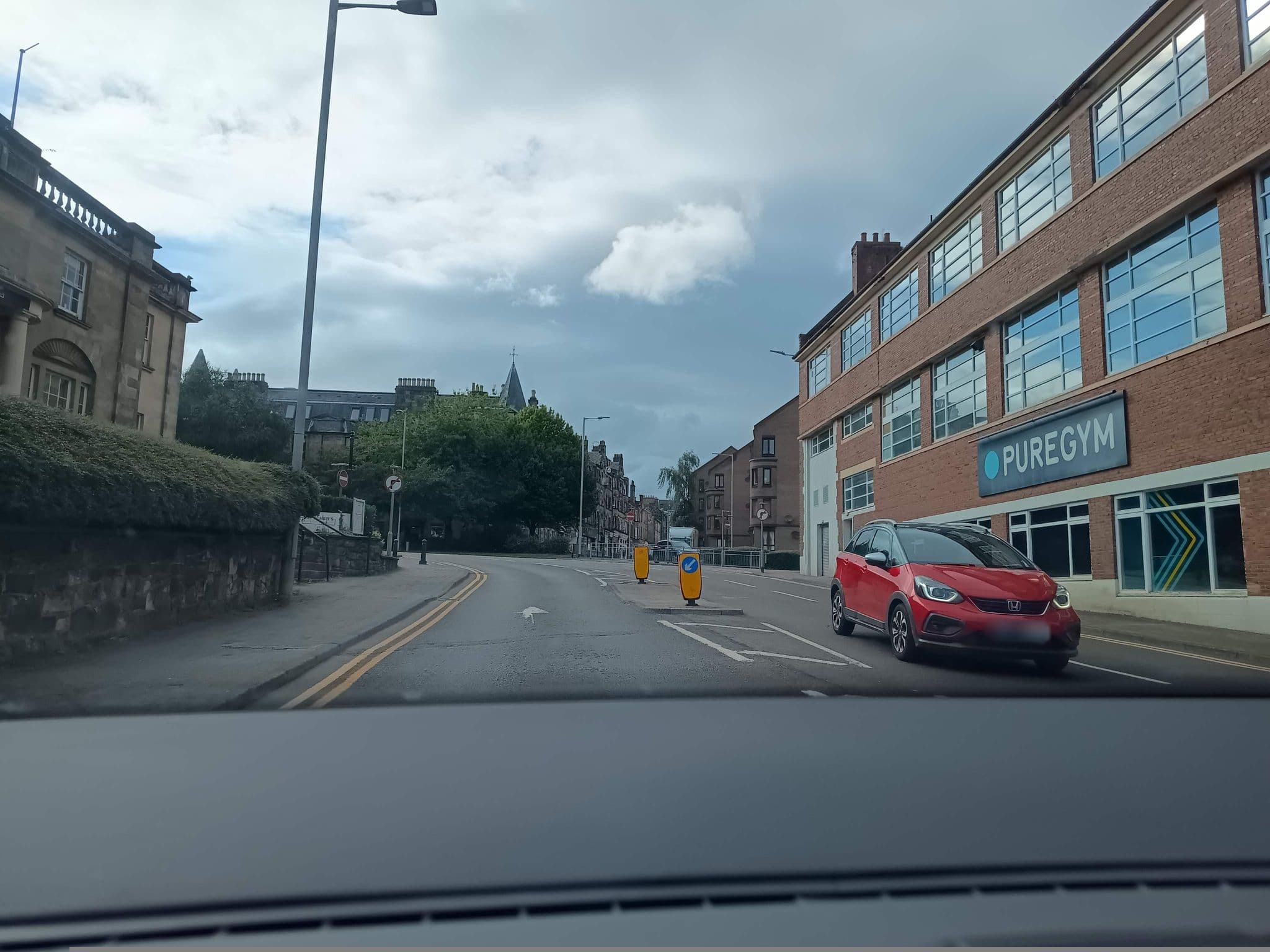 Street view near Adamo, Stirling — © zuse (CC BY-SA · Mapillary)