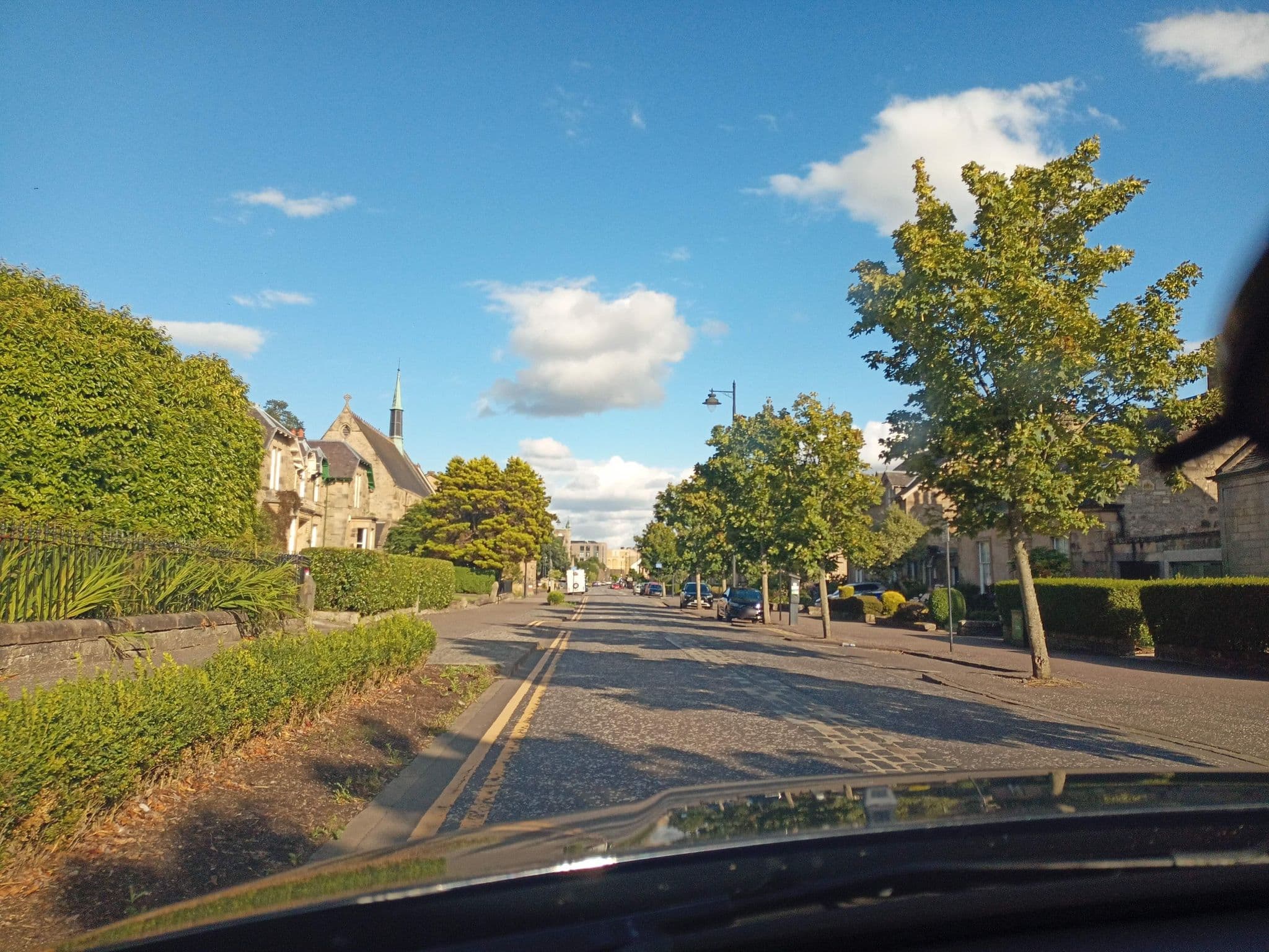 Street view near Allan's Guest House, Stirling — © xdTAGCLAN (CC BY-SA · Mapillary)