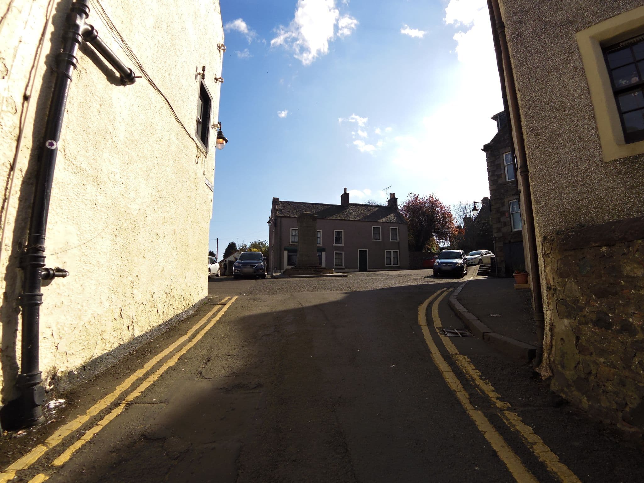 Street view near Forest Hills Hotel, Auchtermuchty — © smsm1 (CC BY-SA · Mapillary)