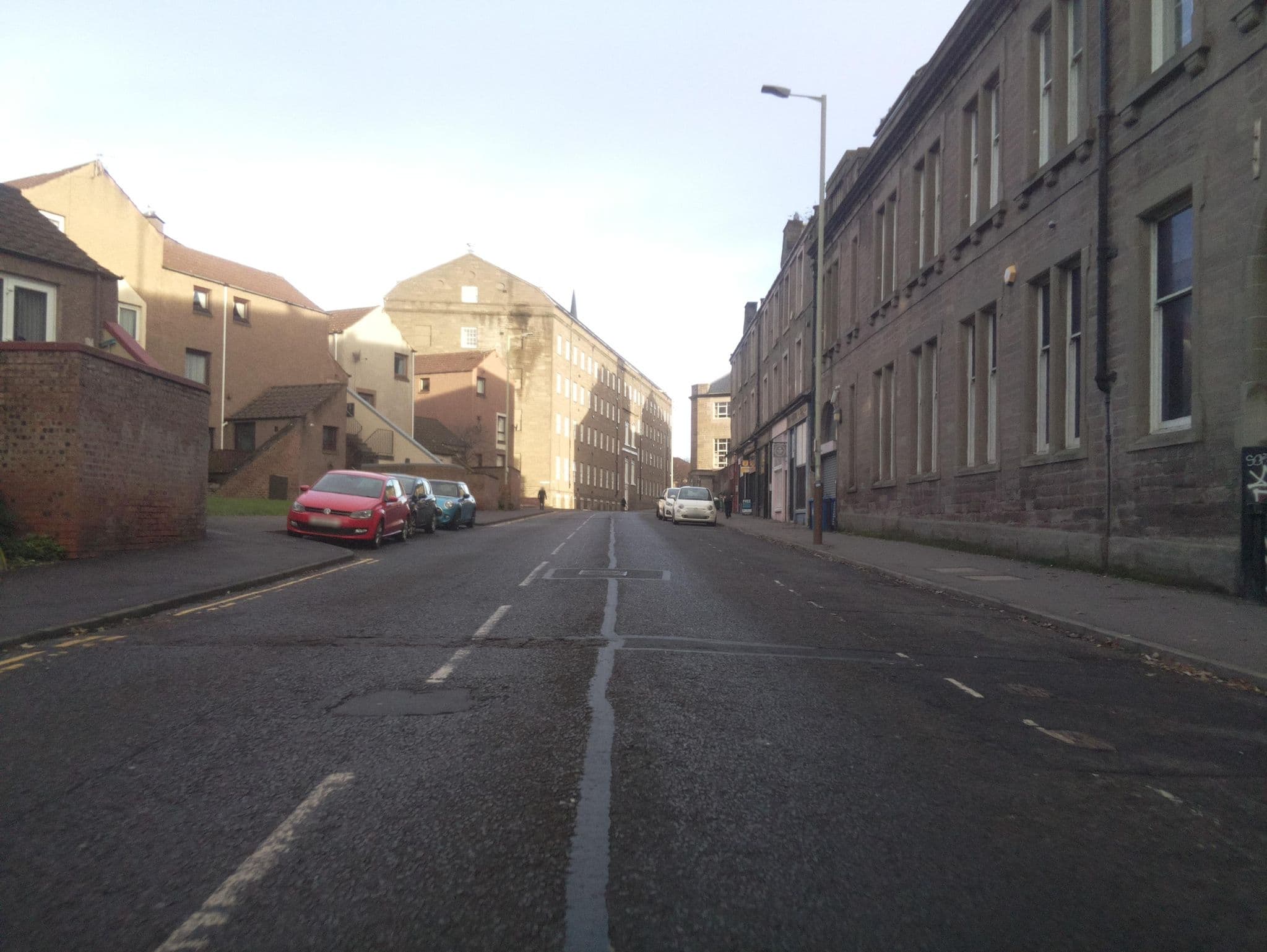 Street view near Eastport House, Dundee — © southglos (CC BY-SA · Mapillary)