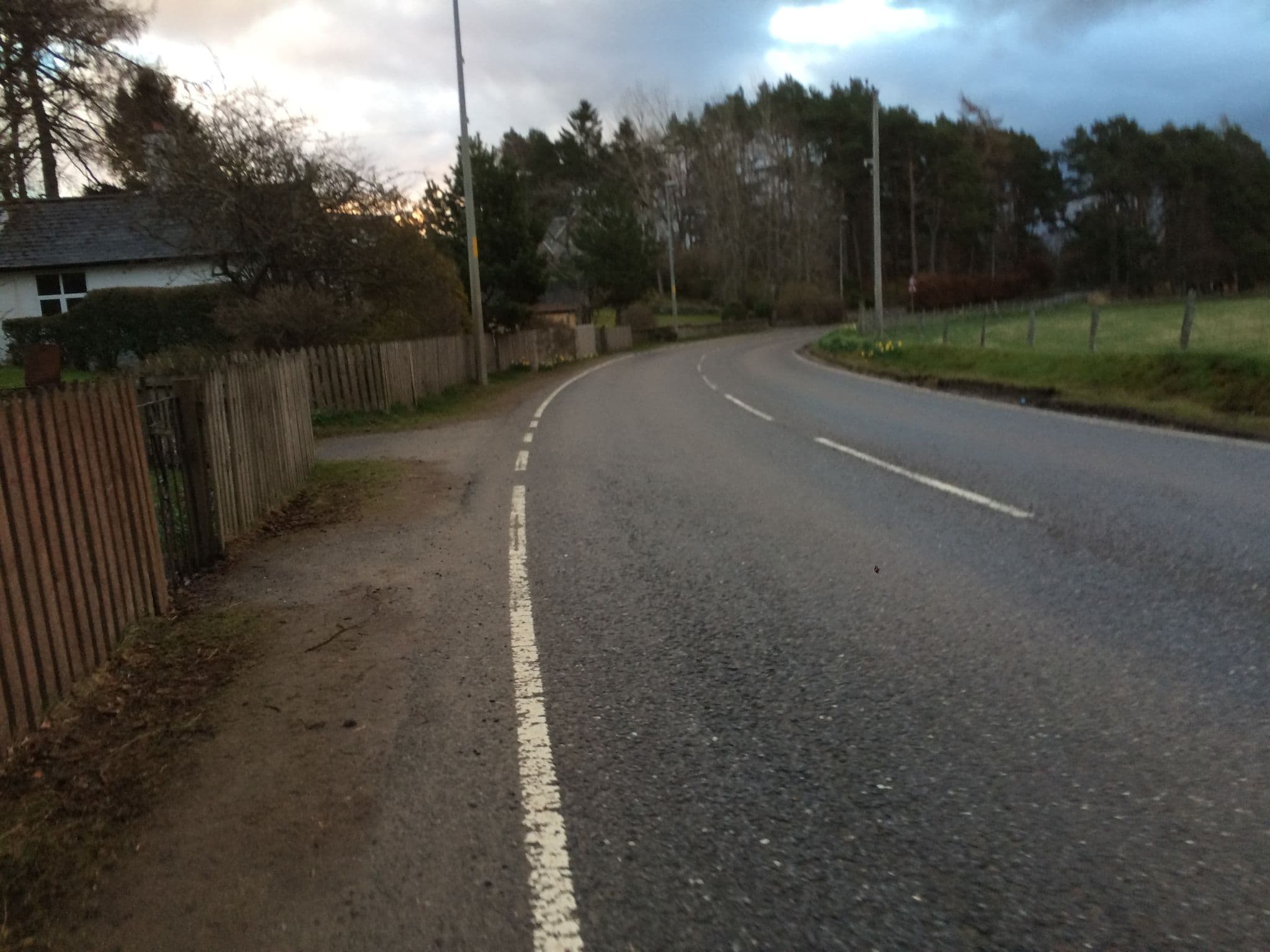 Street view near Fronthill, Newtonmore — © drnoble (CC BY-SA · Mapillary)