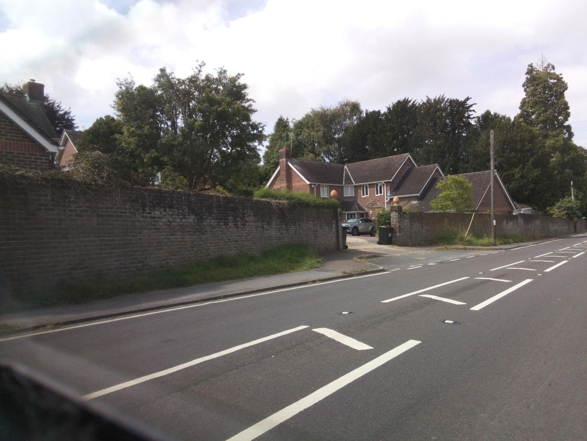 Street view near Keston House, Charlton Marshall — © southglos (CC BY-SA · Mapillary)