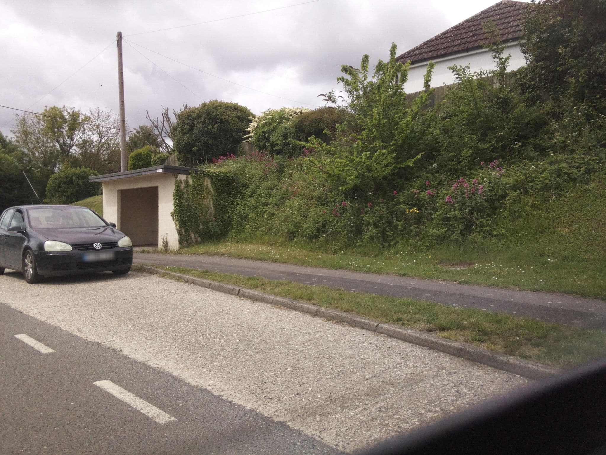 Street view near Lorraine Palas, Charminster — © southglos (CC BY-SA · Mapillary)