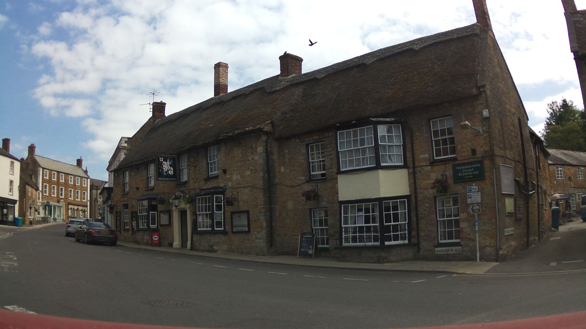 Street view near George Hotel Castle Cary, Castle Cary — © southglos (CC BY-SA · Mapillary)