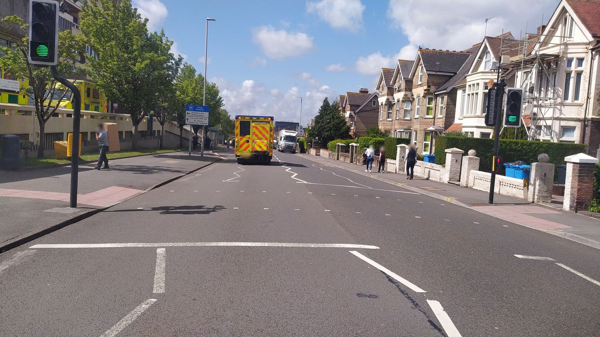 Street view near Holly House, Poole — © noid (CC BY-SA · Mapillary)