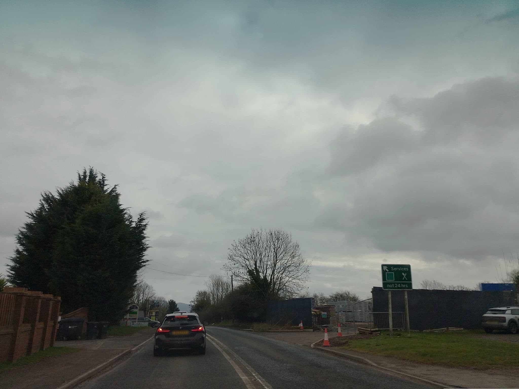 Street view near The Wheatsheaf Fromes Hill, Bromyard — © laye (CC BY-SA · Mapillary)