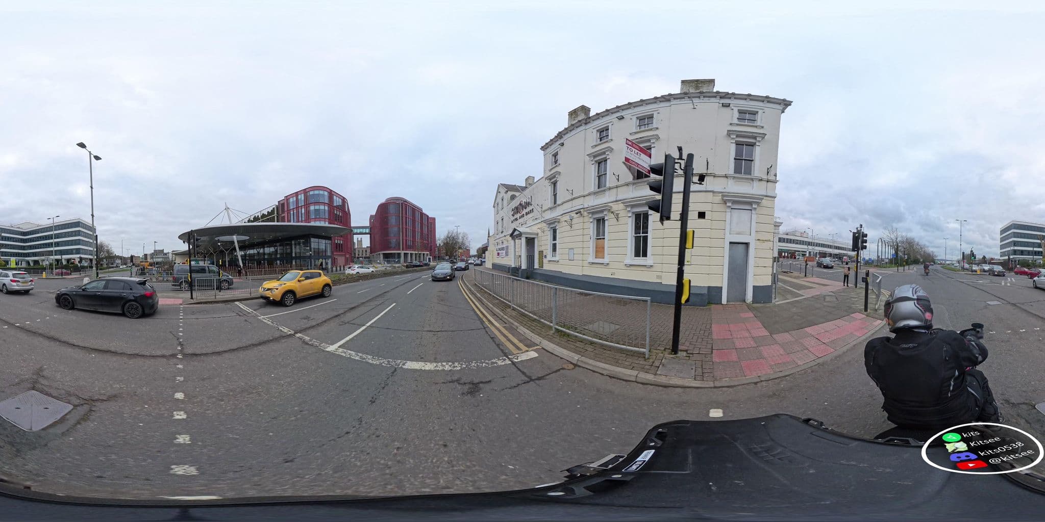 Street view near Station Hotel – RelaxInnz, Gloucester — © kits (CC BY-SA · Mapillary)
