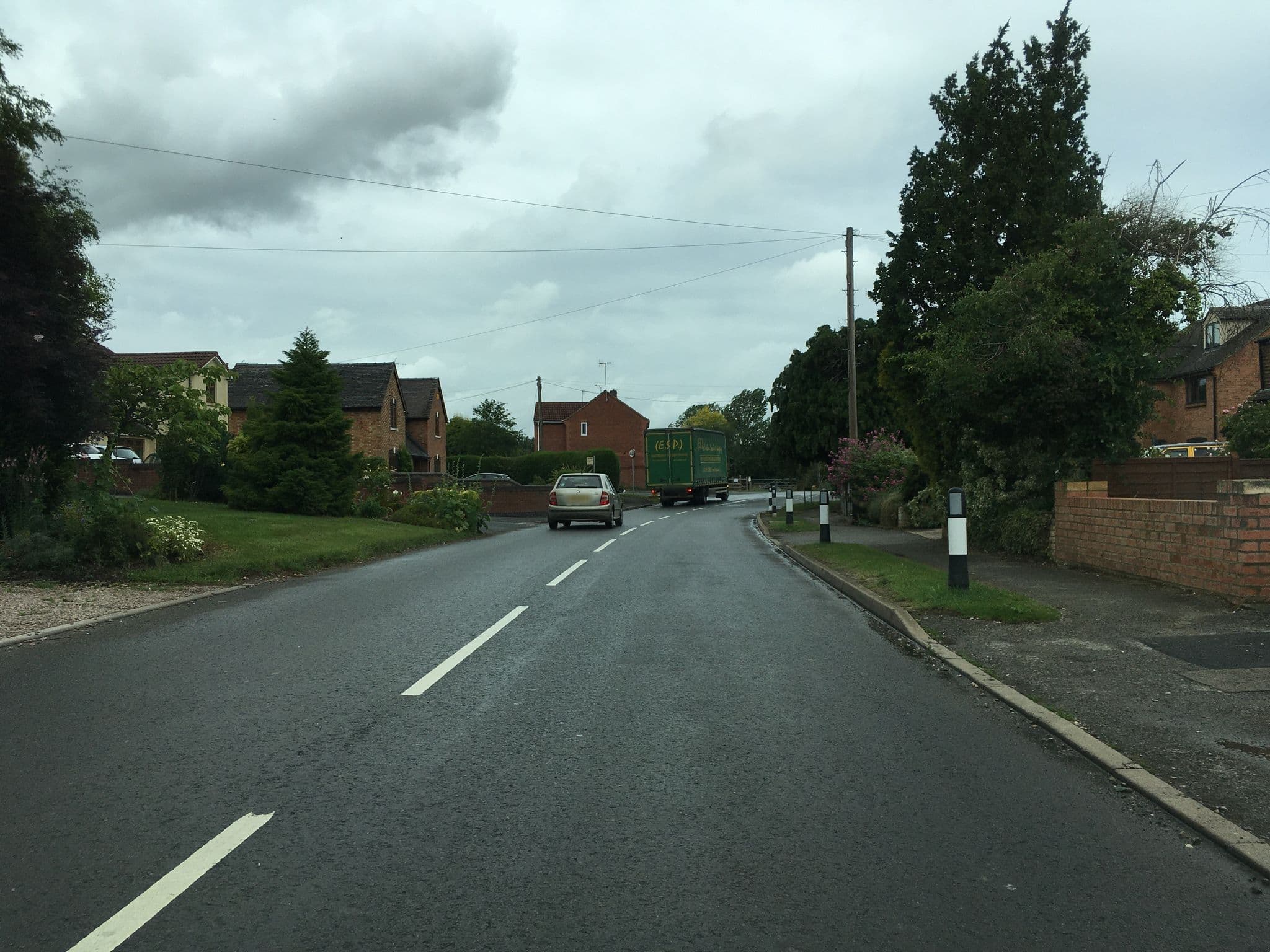 Street view near Sunnydene Cotswold Inns, Evesham — © southglos (CC BY-SA · Mapillary)