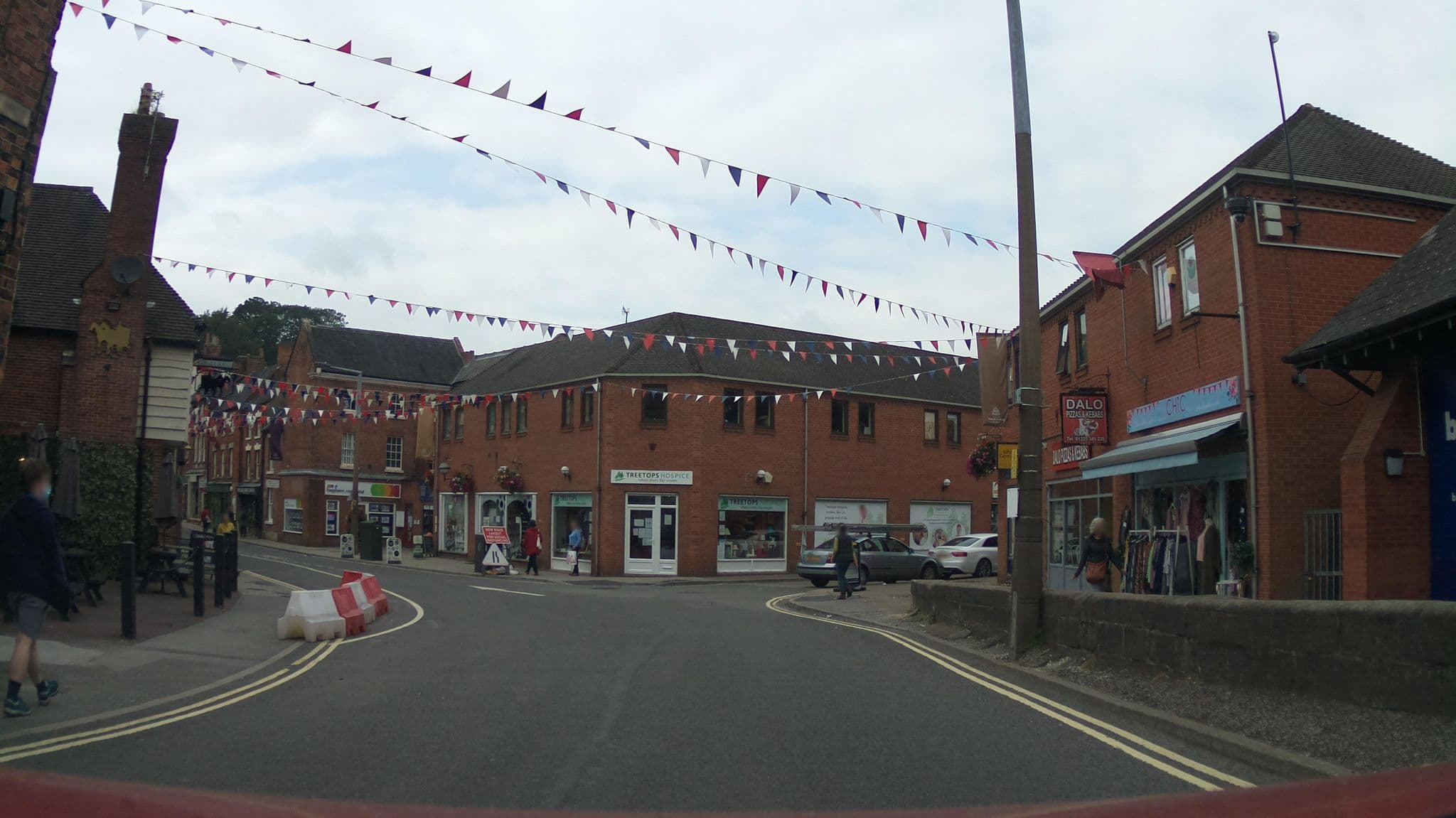 Street view near Tom's Barn, Ashbourne — © southglos (CC BY-SA · Mapillary)