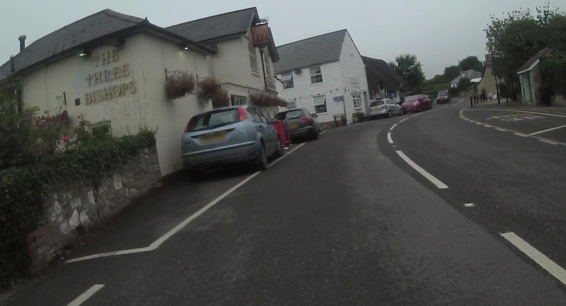 Street view near Teapots, Brighstone — © jpennycook (CC BY-SA · Mapillary)