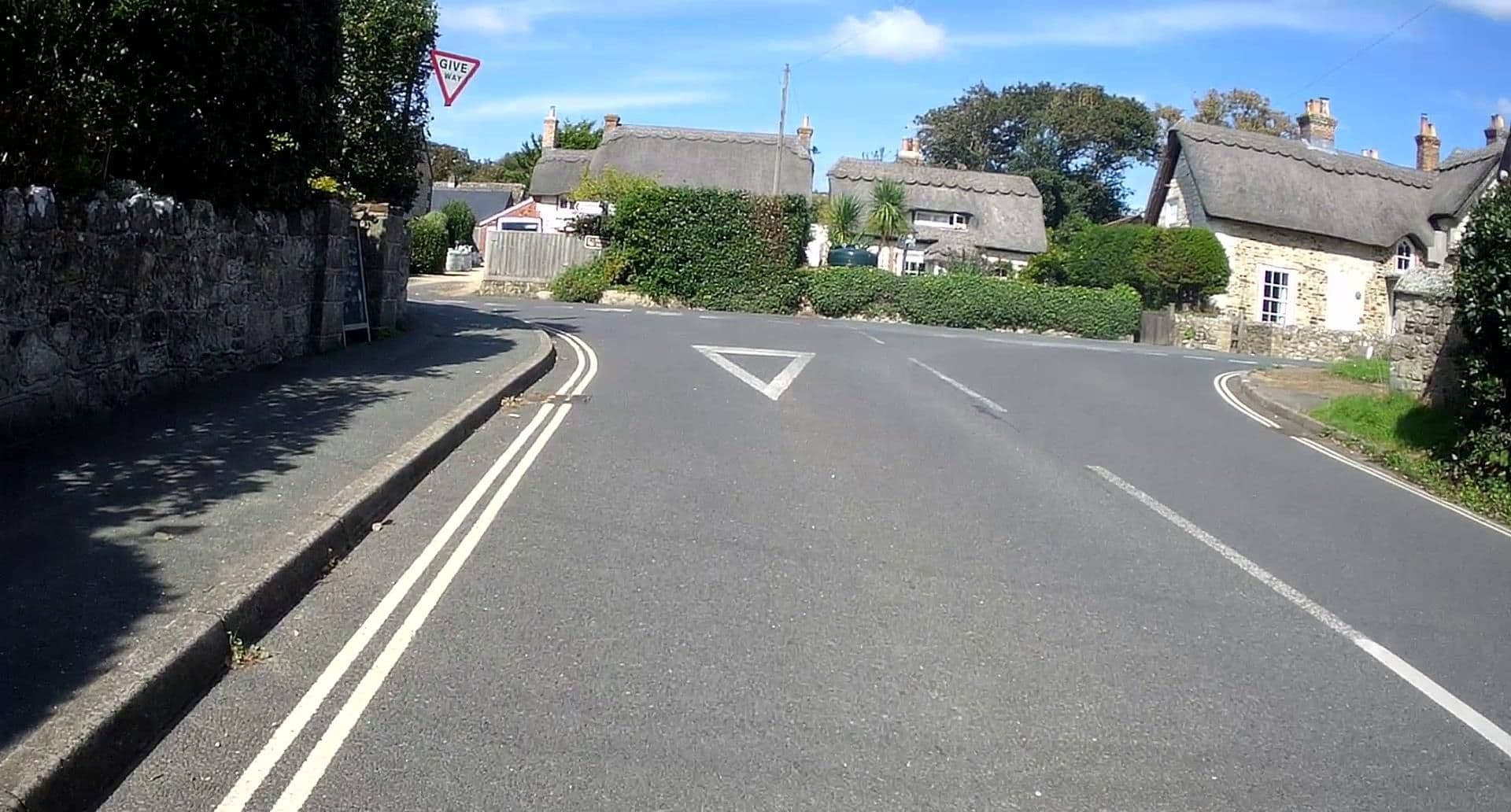 Street view near Seven, Brighstone — © jpennycook (CC BY-SA · Mapillary)