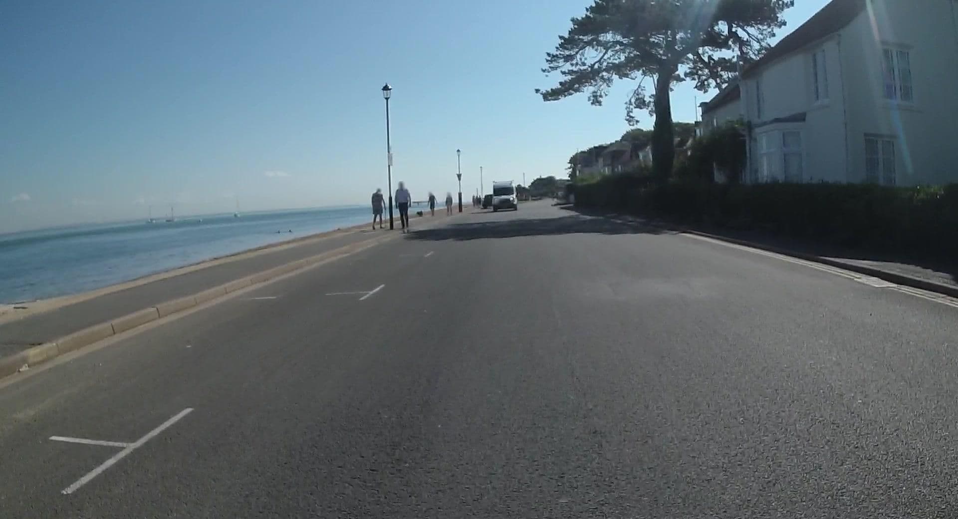 Street view near Rosetta Cottage, Cowes — © jpennycook (CC BY-SA · Mapillary)