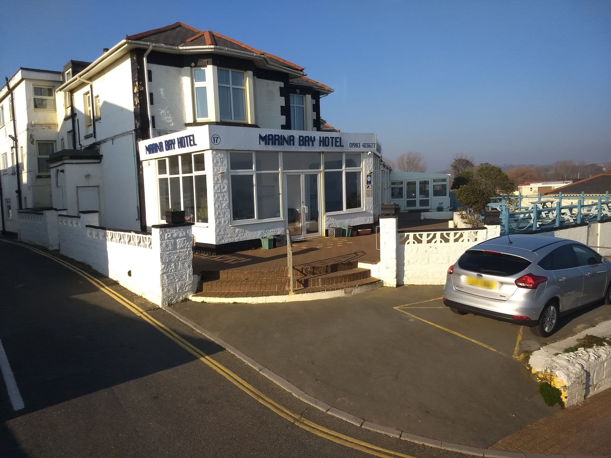 Street view near OYO Marina, Sandown — © mappernerd (CC BY-SA · Mapillary)