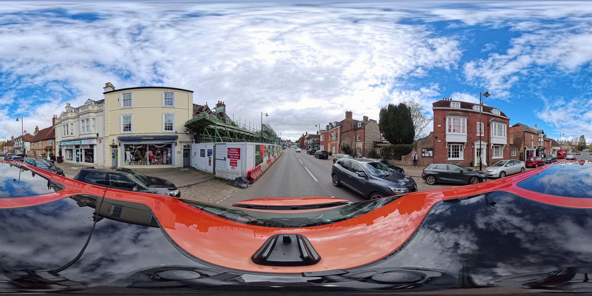 Street view near Upper Deck Apartments, Midhurst — © BlizzardBorn42Car (CC BY-SA · Mapillary)