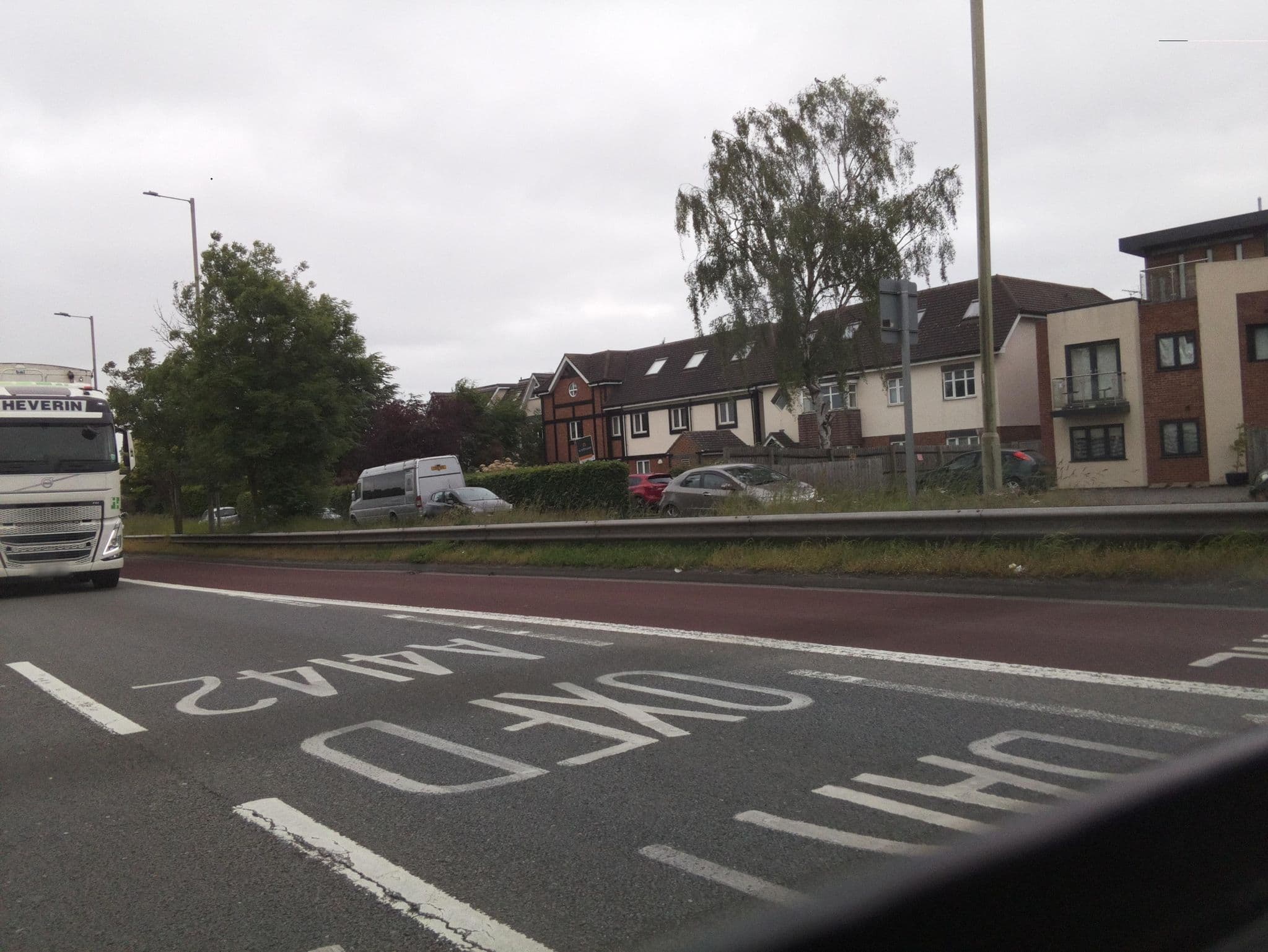 Street view near Razia Apartments, Cowley — © southglos (CC BY-SA · Mapillary)