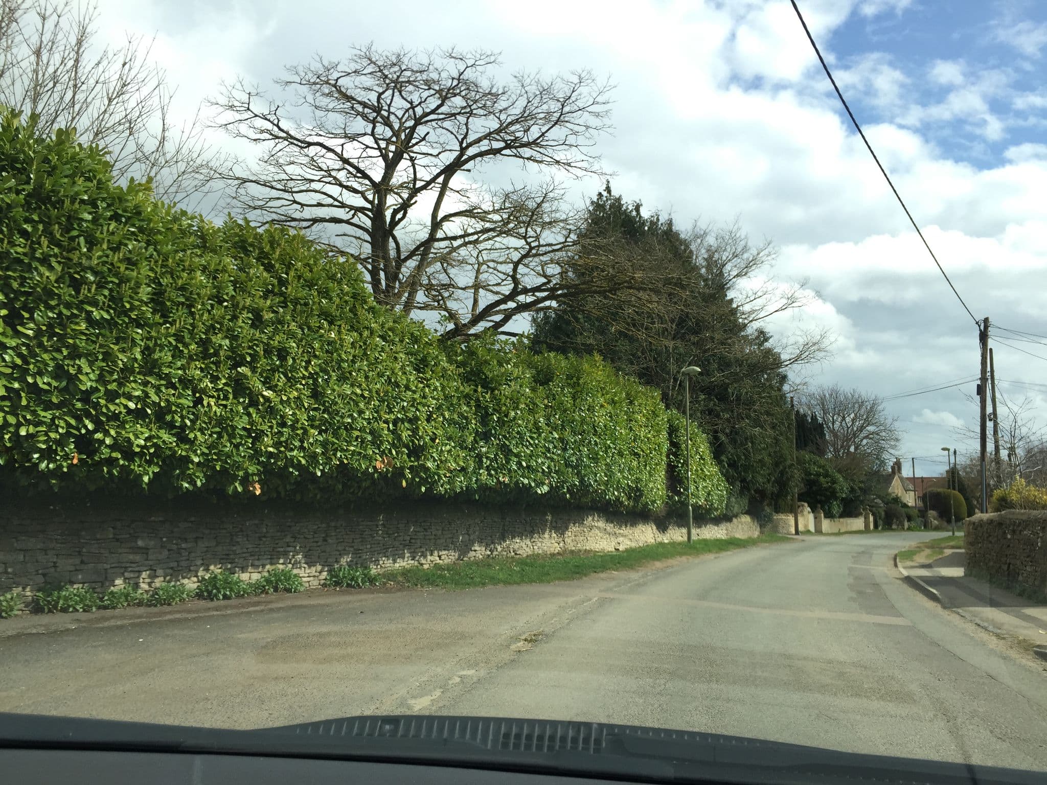 Street view near The Swan, North Leigh — © laye (CC BY-SA · Mapillary)