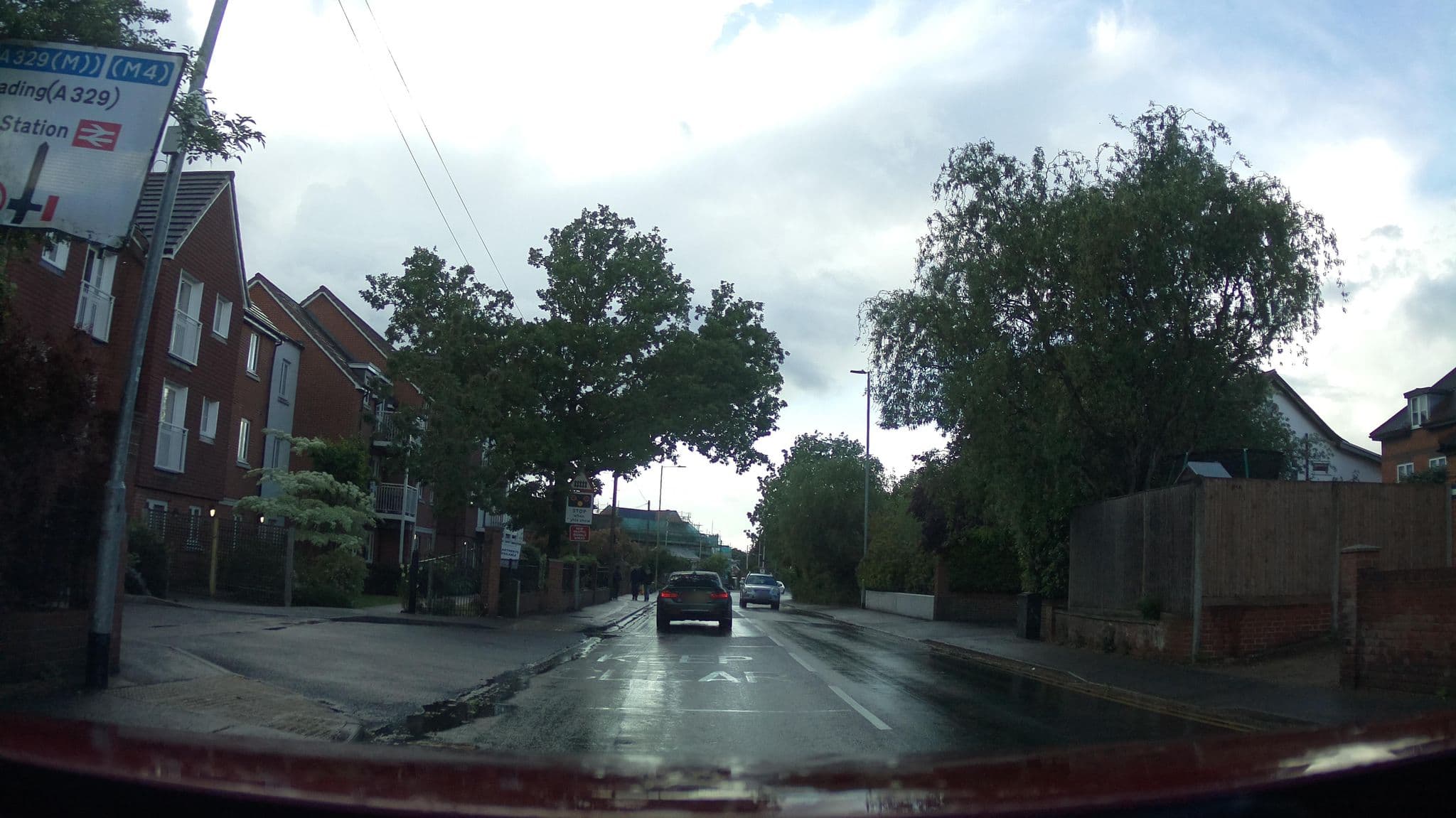 Street view near Cantley Lodge Wokingham, Wokingham — © southglos (CC BY-SA · Mapillary)