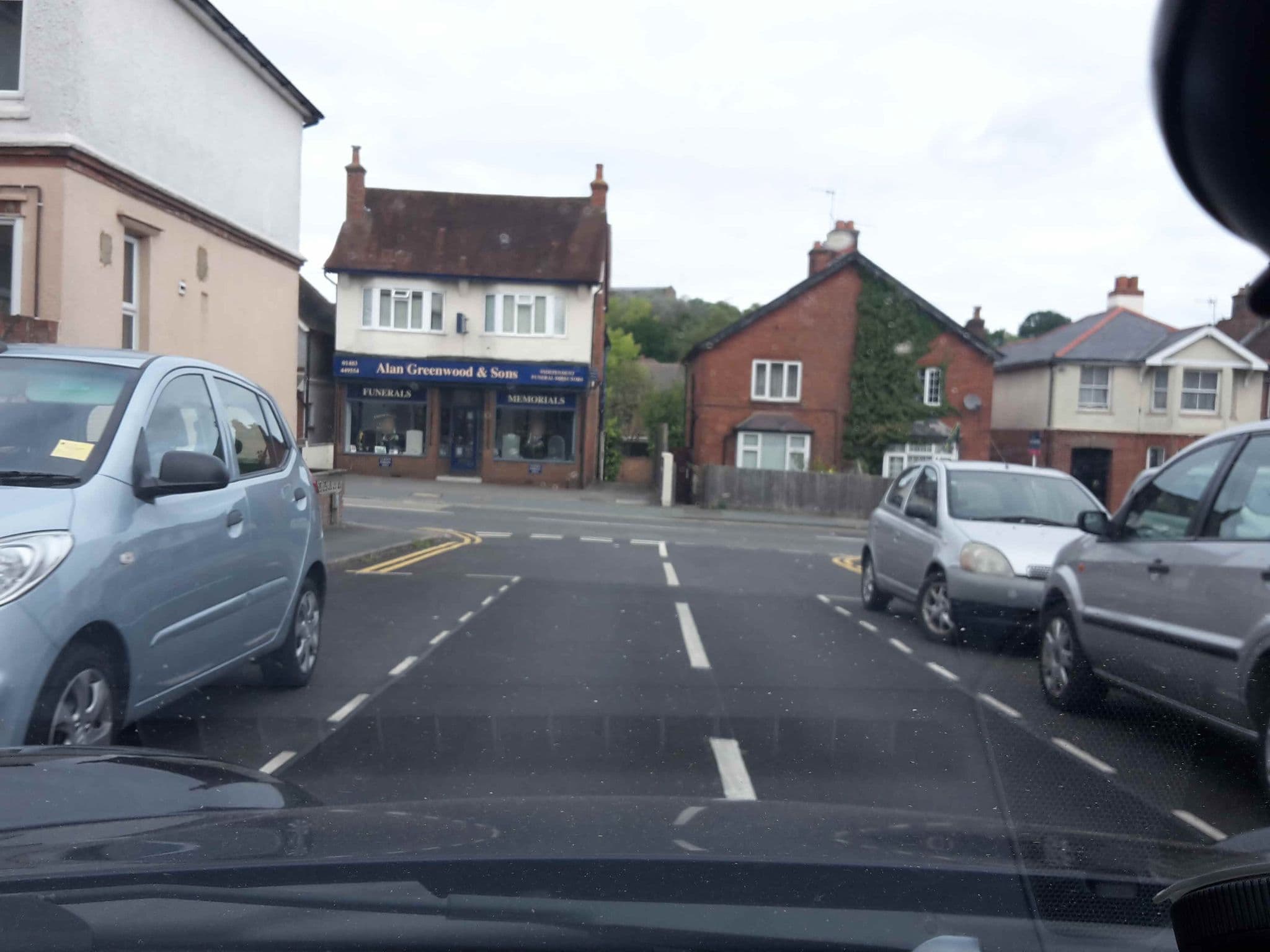 Street view near The Homestead B & B, Guildford — © richardc (CC BY-SA · Mapillary)