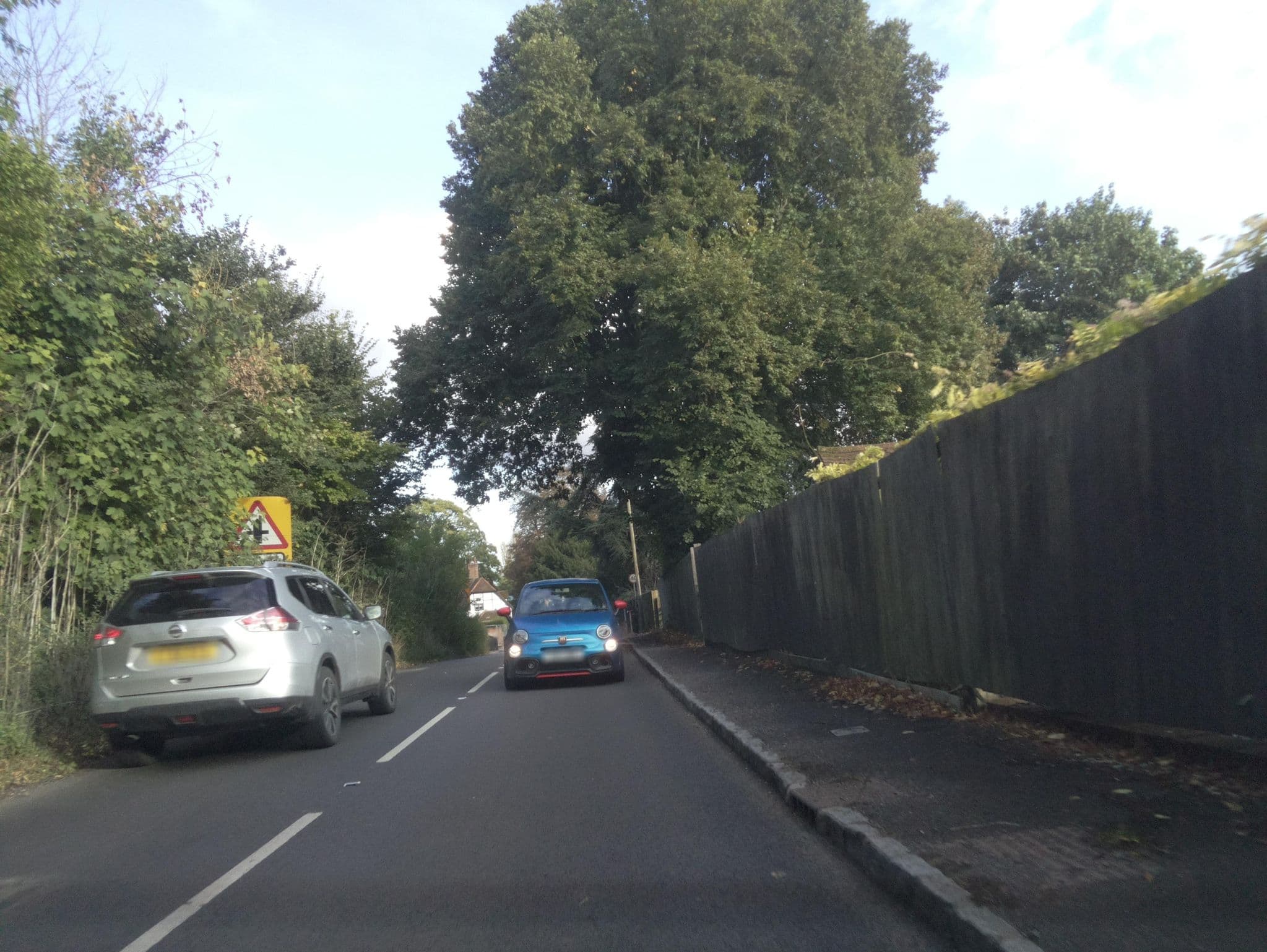 Street view near The Dog & Badger, Henley-on-Thames — © southglos (CC BY-SA · Mapillary)