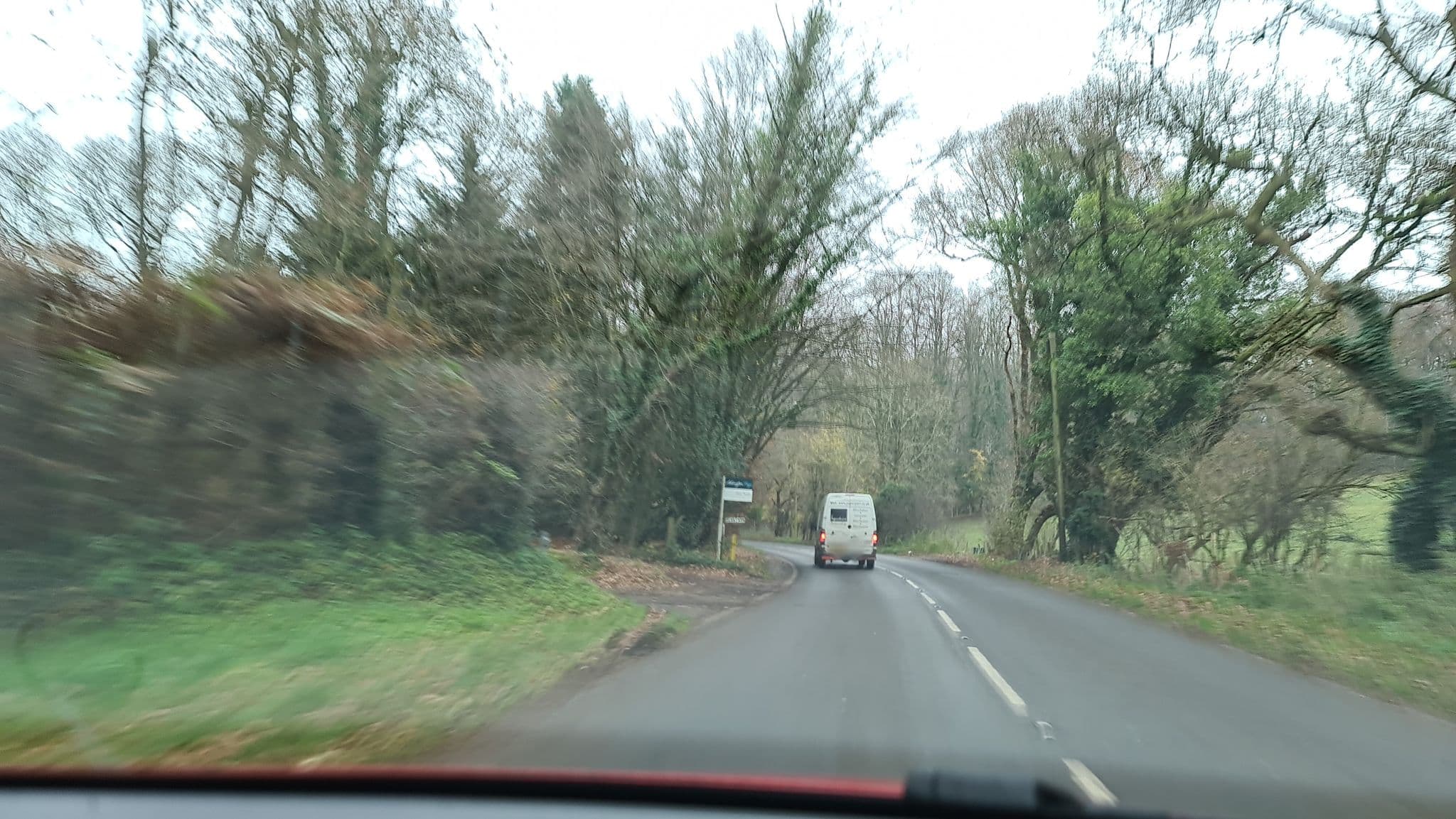 Street view near Dean Farm, Seer Green — © alexanderar (CC BY-SA · Mapillary)