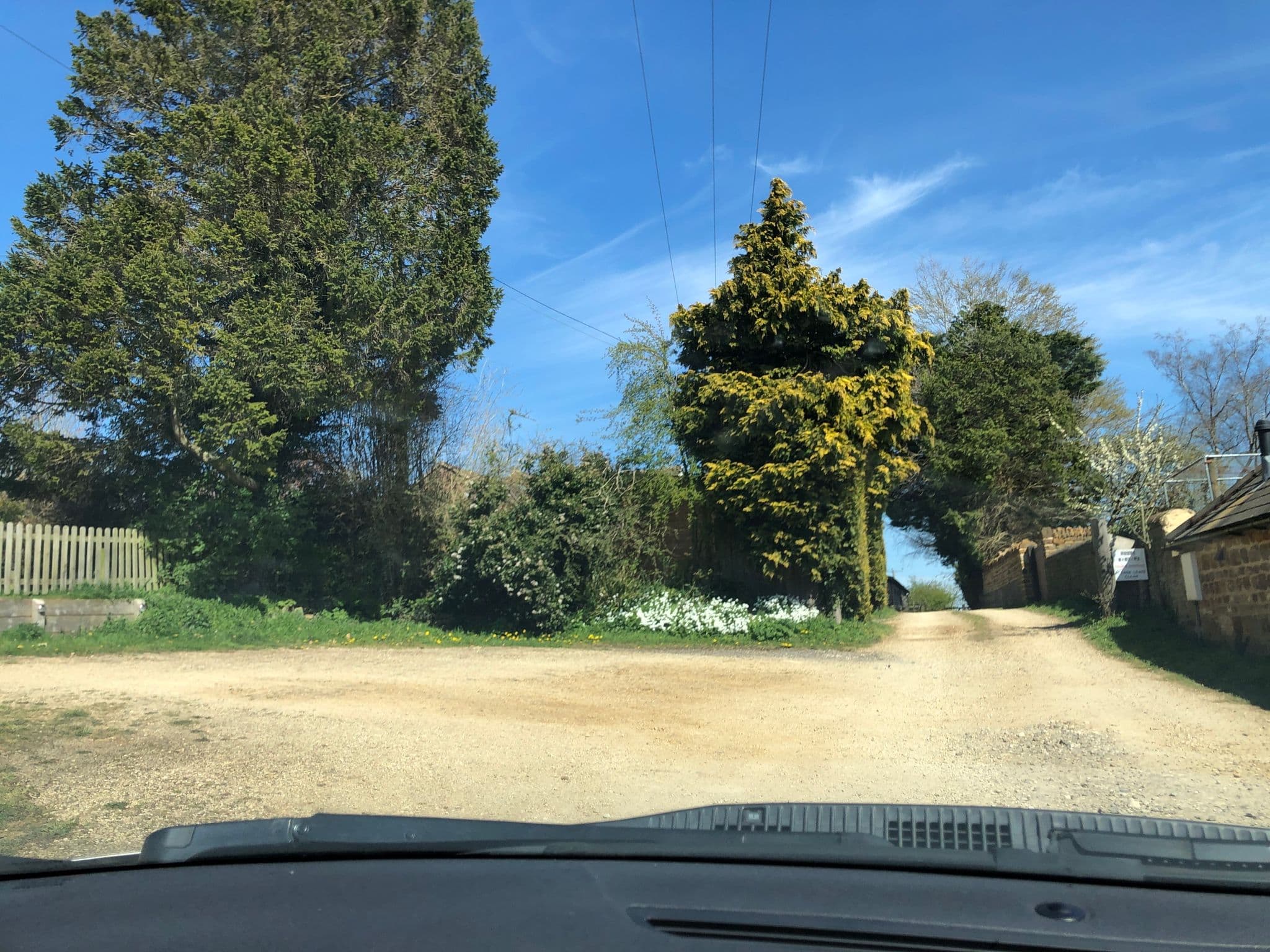 Street view near Pretty Bush Barn, Hook Norton — © laye (CC BY-SA · Mapillary)