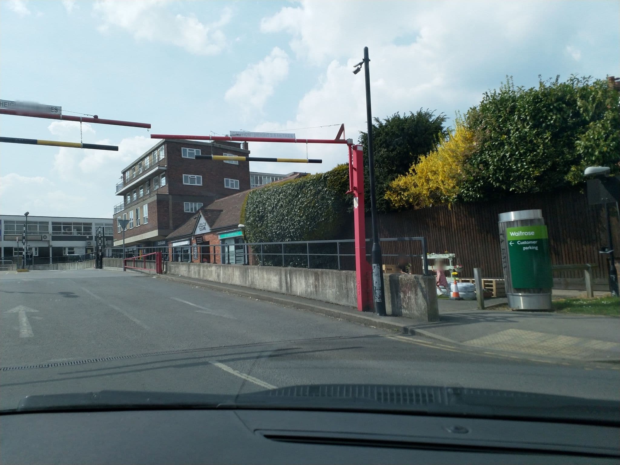 Street view near Abbey Guest House Hotel Kenilworth (England), Kenilworth — © laye (CC BY-SA · Mapillary)