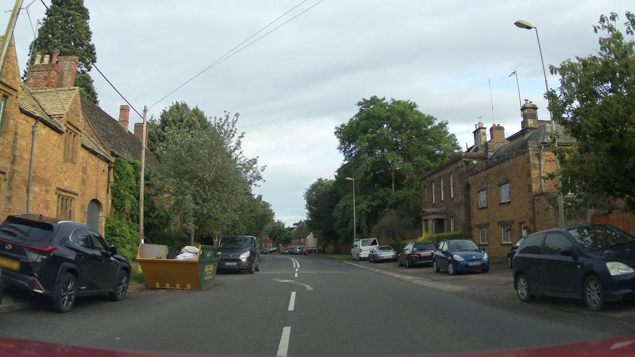 Street view near theoldpost, Deddington — © southglos (CC BY-SA · Mapillary)