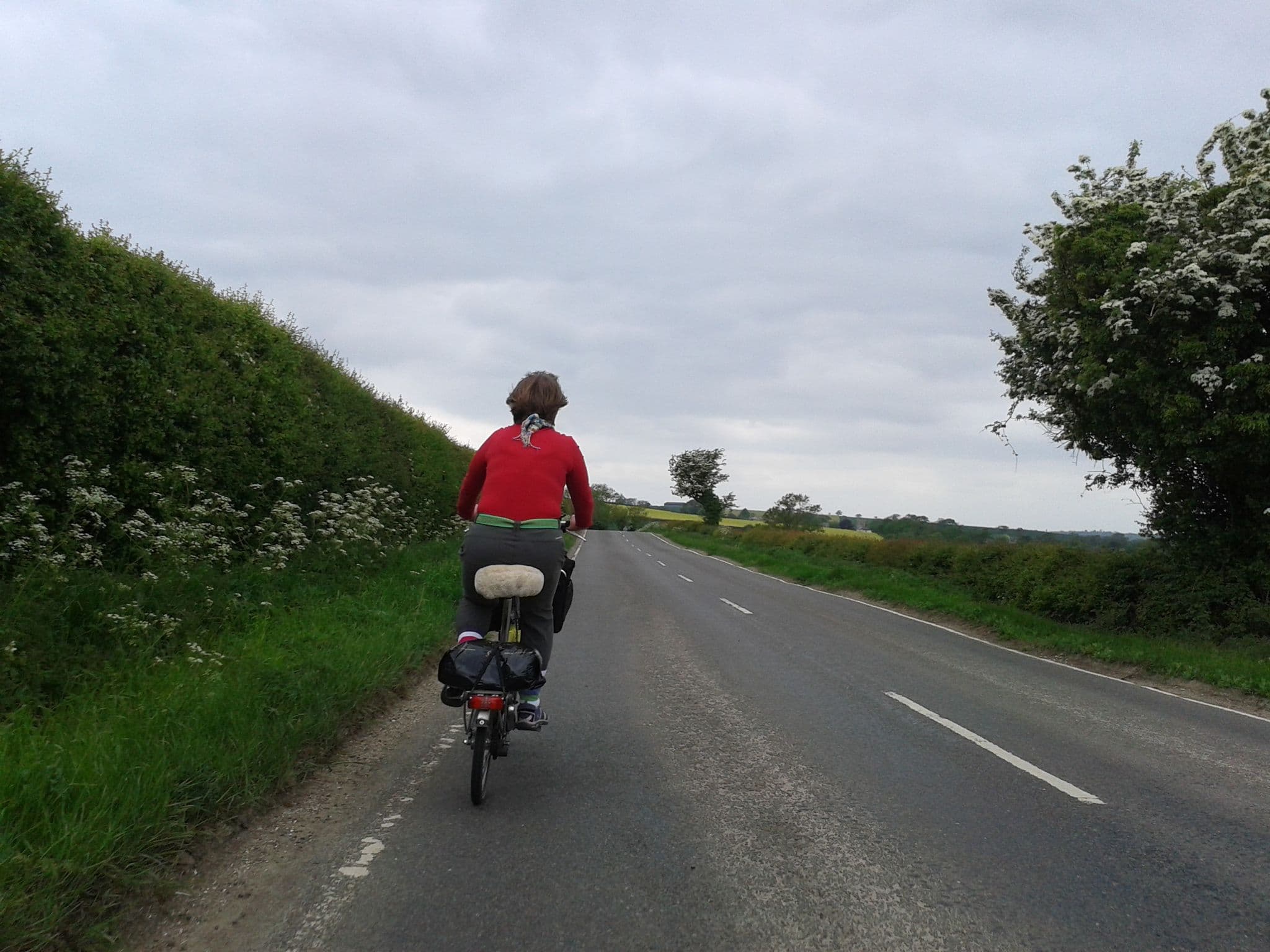 Street view near Wigston Stage Hotel, Cottingham — © cyclestreets (CC BY-SA · Mapillary)