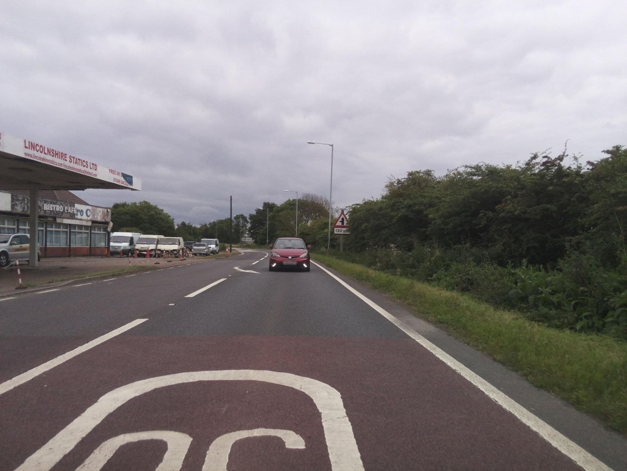 Street view near Lincolnshire Statics, Barrowby — © southglos (CC BY-SA · Mapillary)
